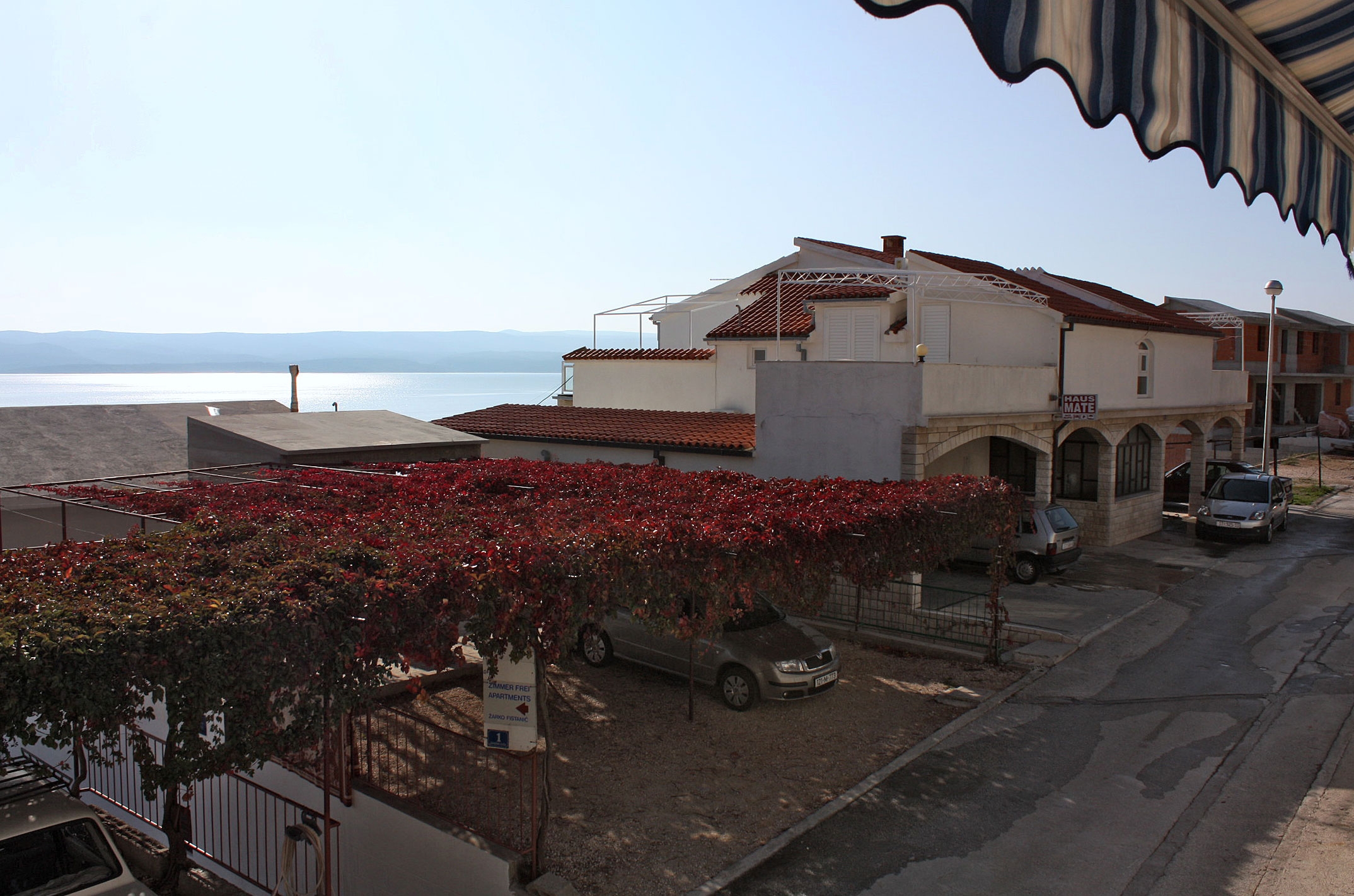 Two bedroom apartment with terrace and sea view Pisak, Omiš  A-a