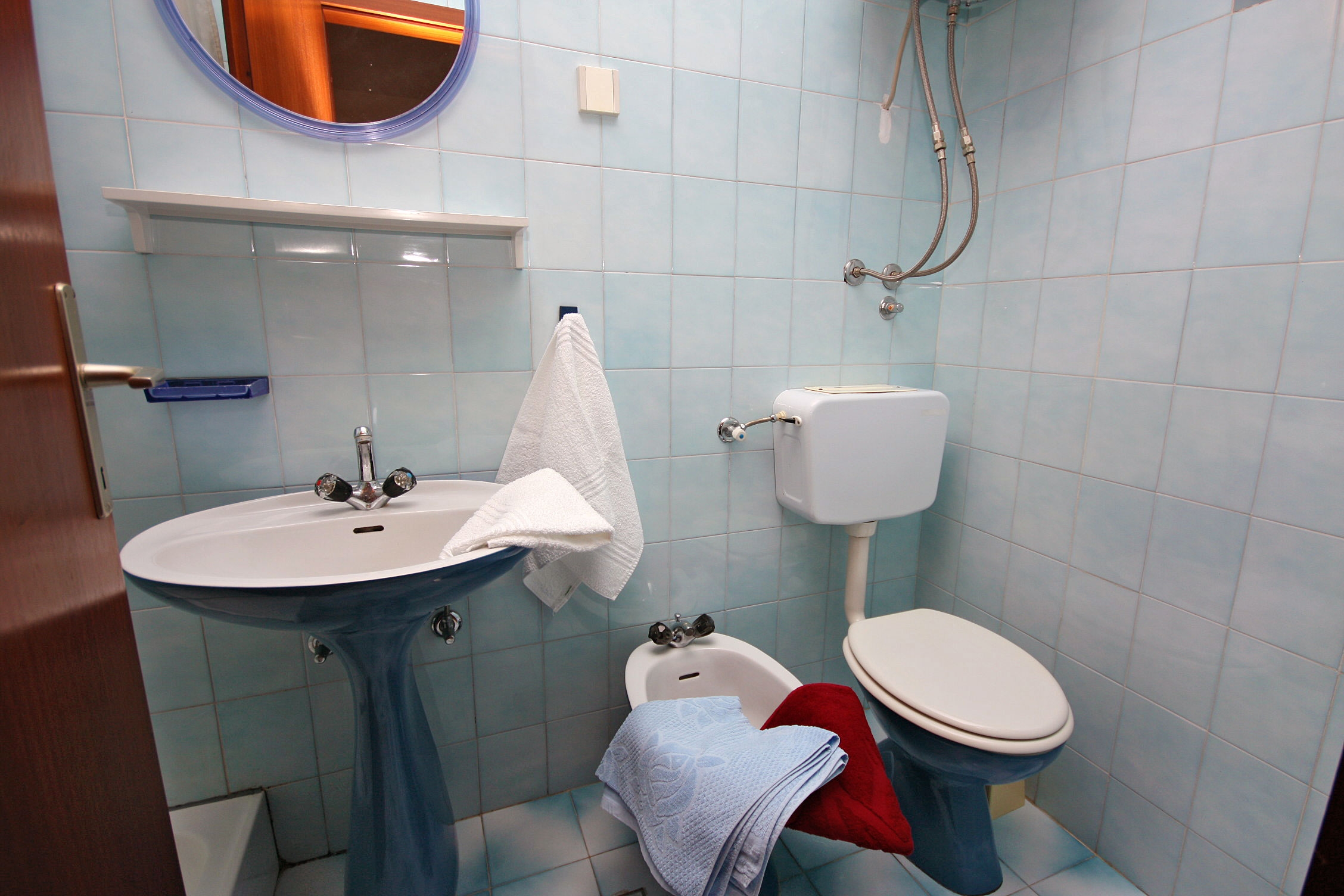 Two bedroom apartment with terrace and sea view Pisak, Omiš  A-a