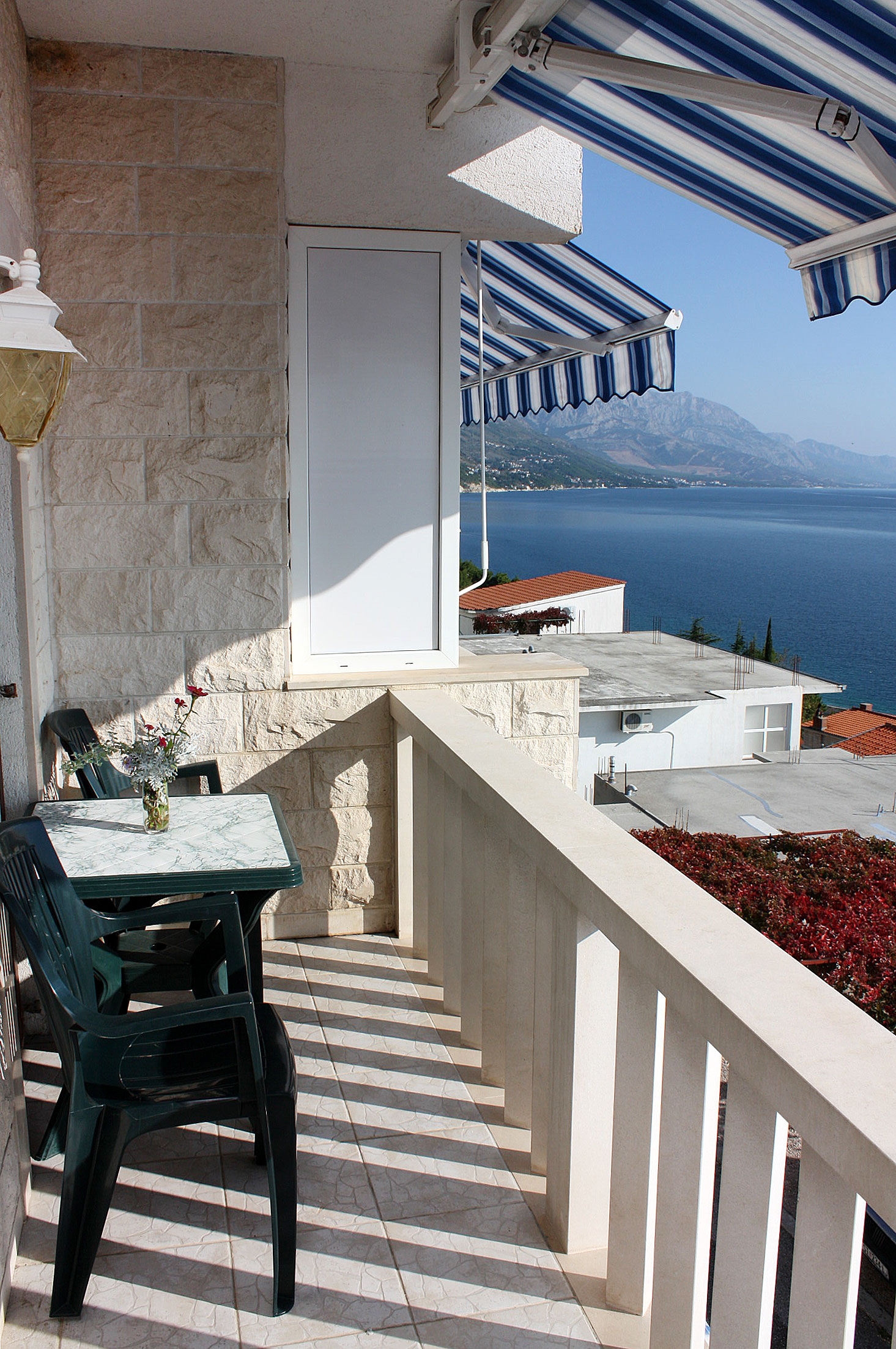 One bedroom apartment with balcony and sea view Pisak, Omiš  A-b