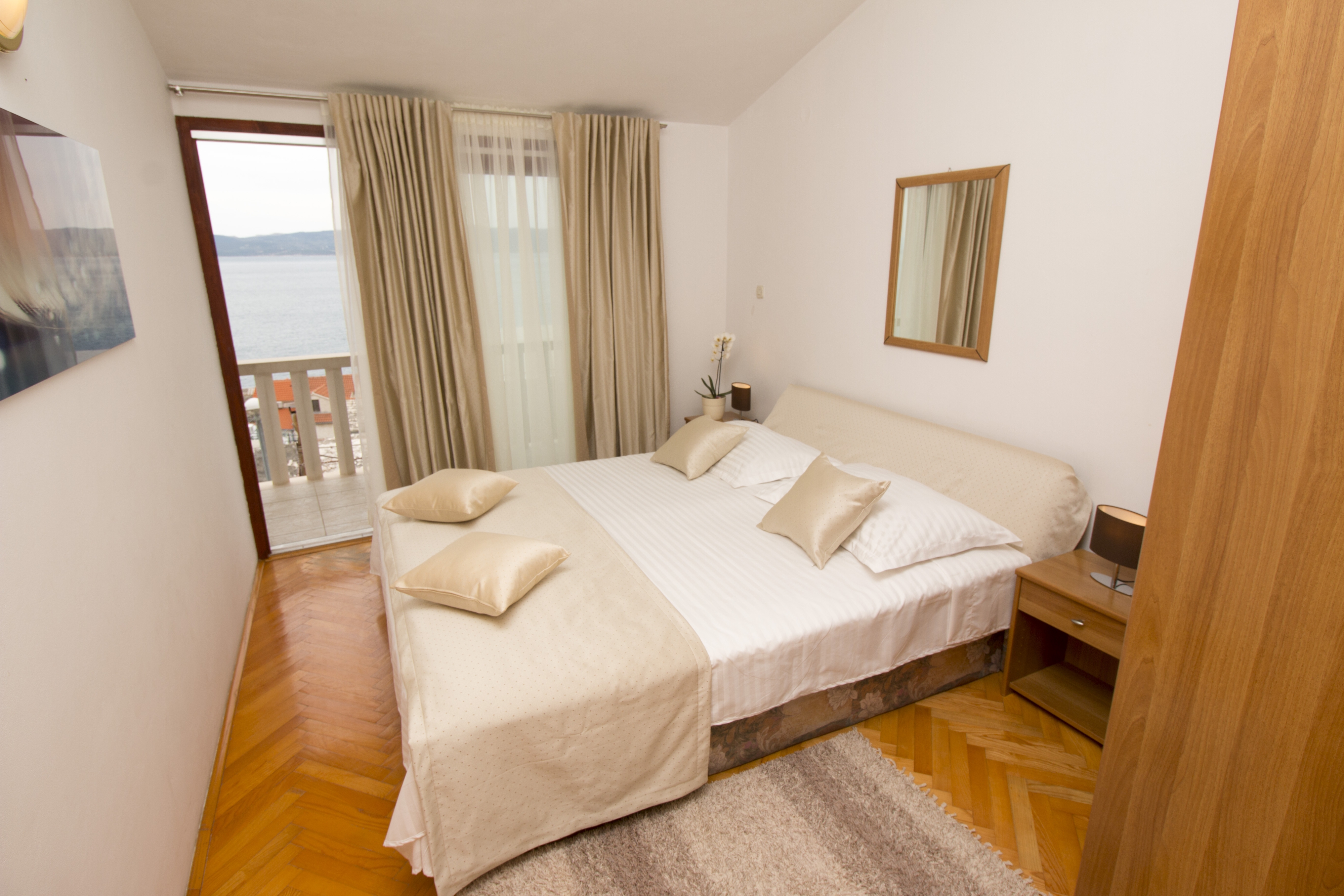 Top Omiš Pisak Top Omiš Pisak