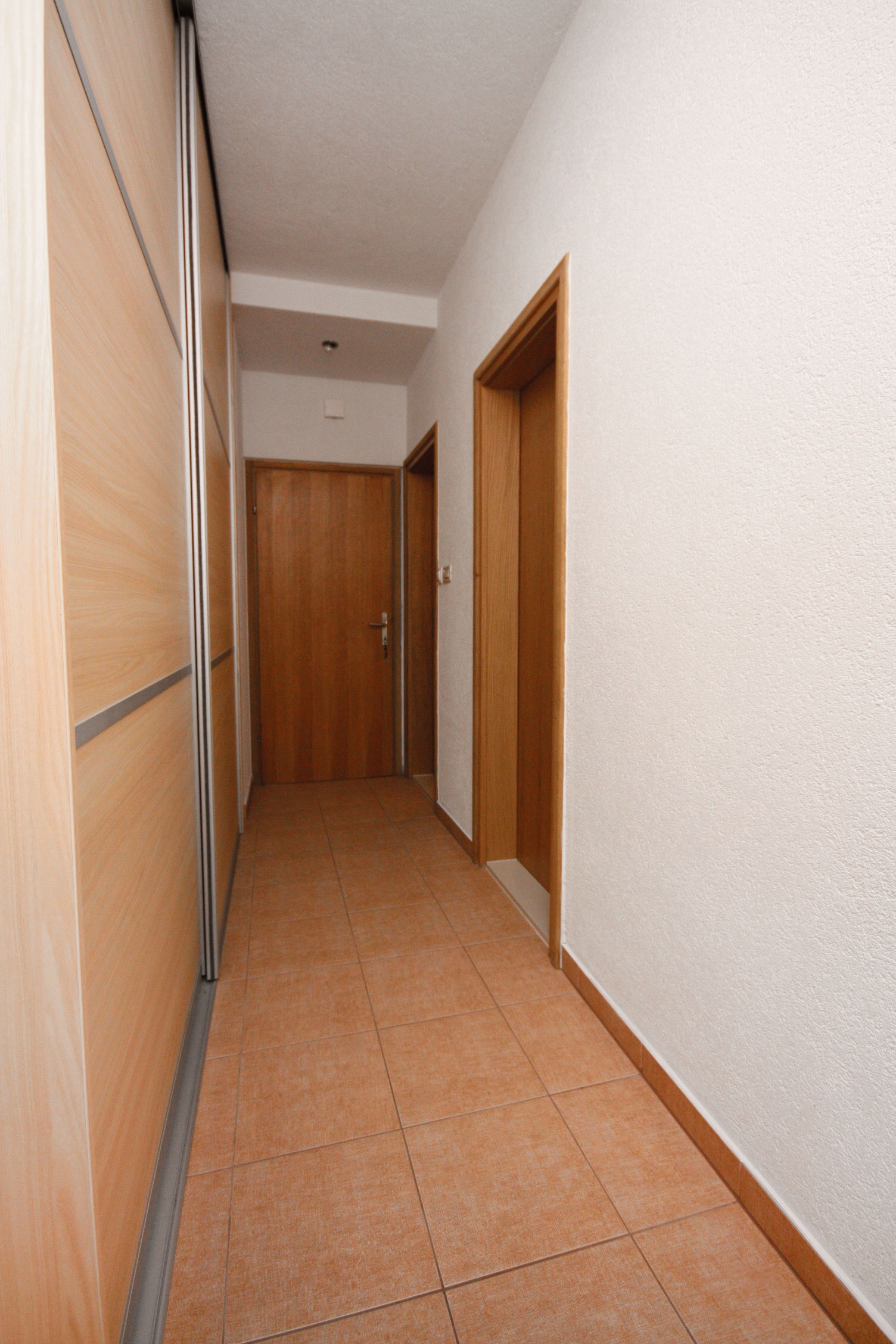 One bedroom apartment with terrace and sea view Pisak, Omiš  A-c