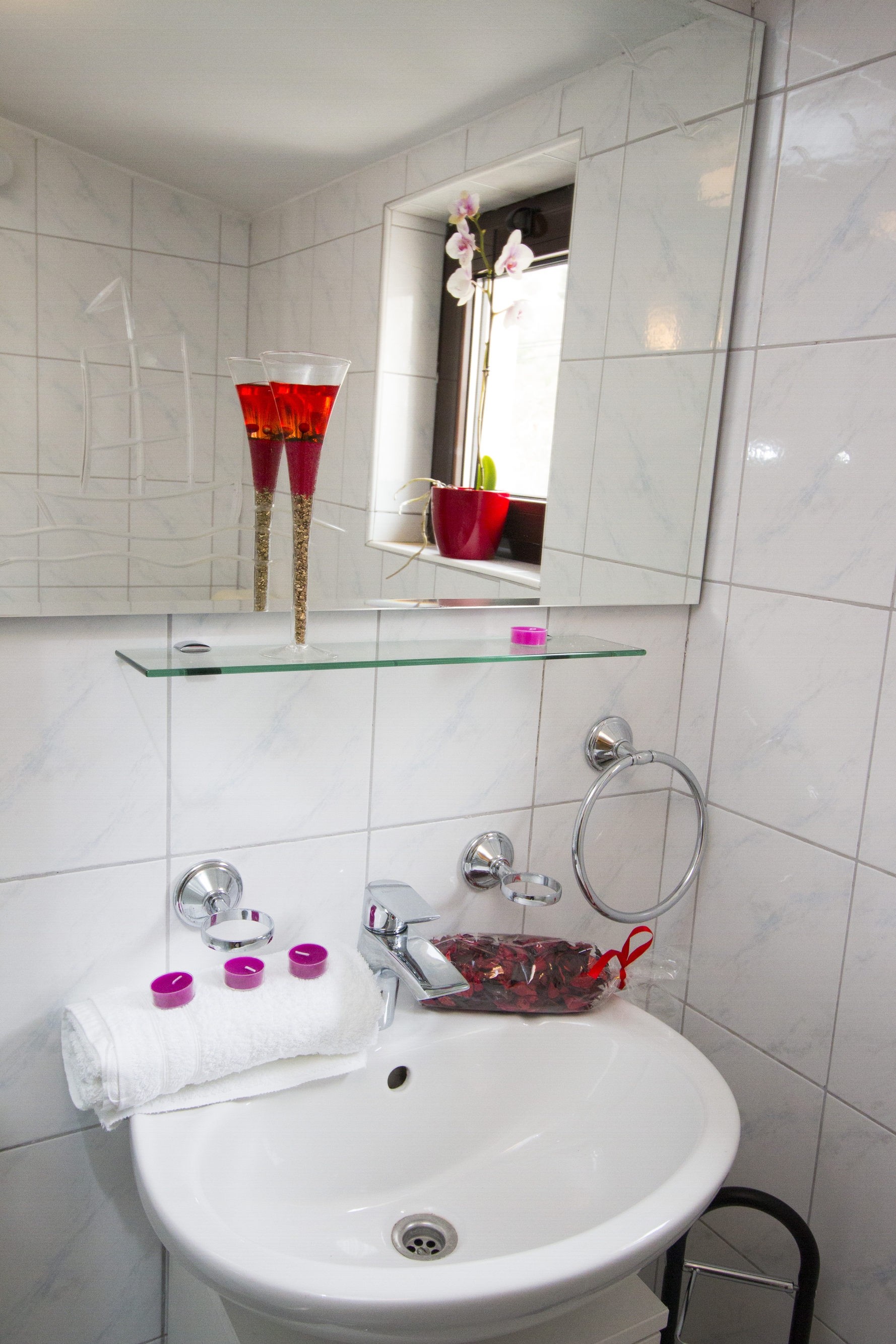 Two bedroom apartment with terrace and sea view Pisak, Omiš  A-e
