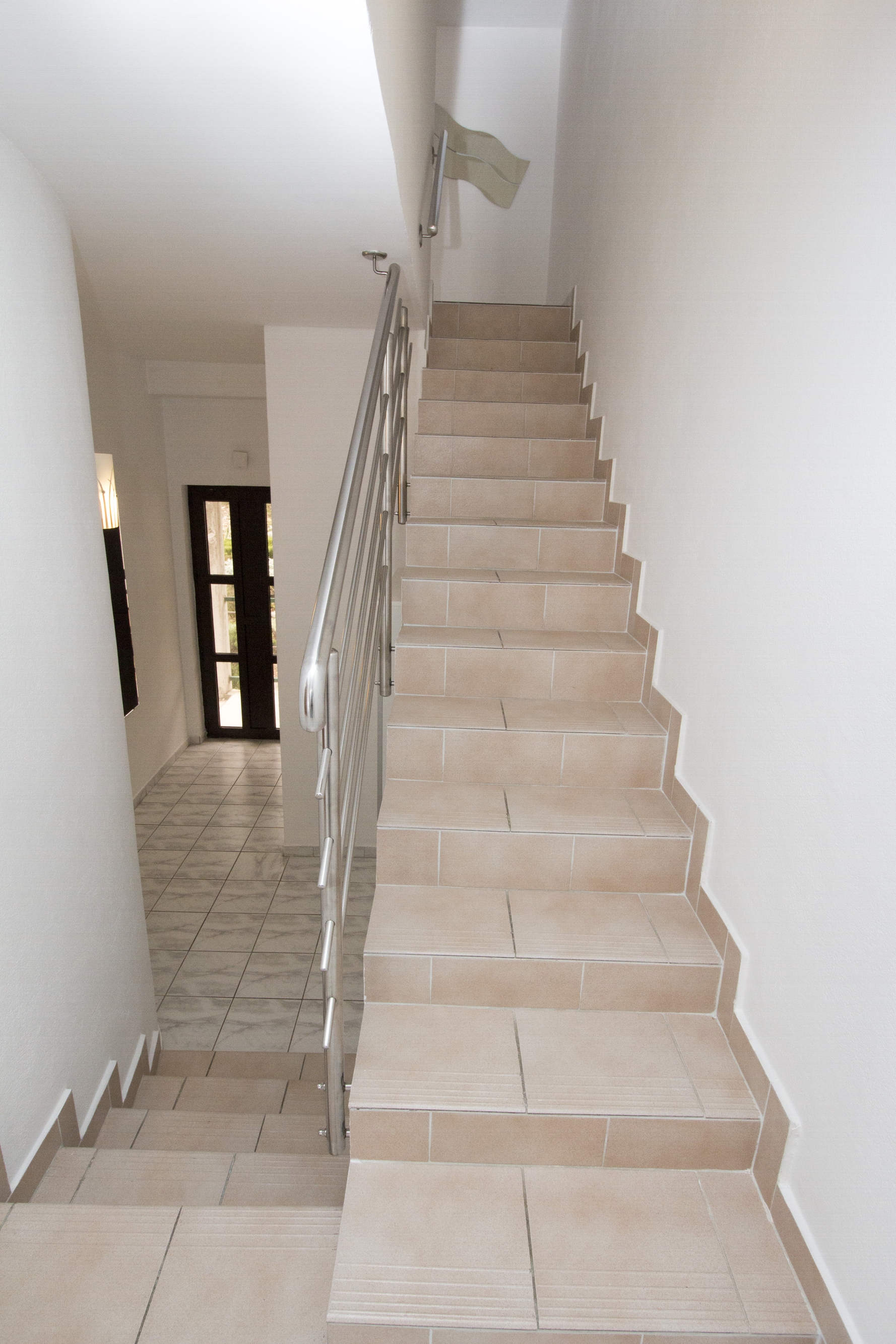Two bedroom apartment with terrace and sea view Pisak, Omiš  A-e