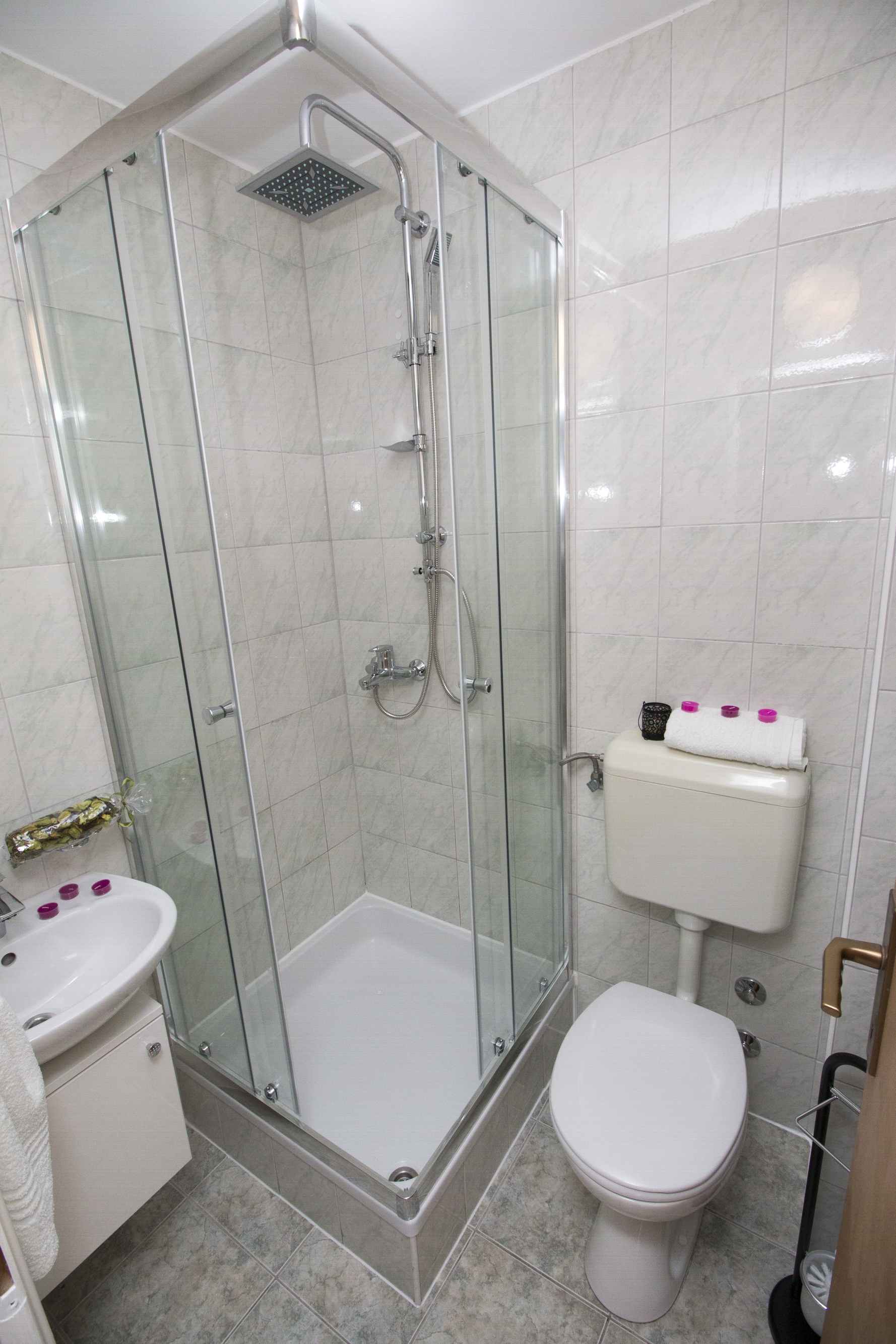 Two bedroom apartment with terrace and sea view Pisak, Omiš  A-f