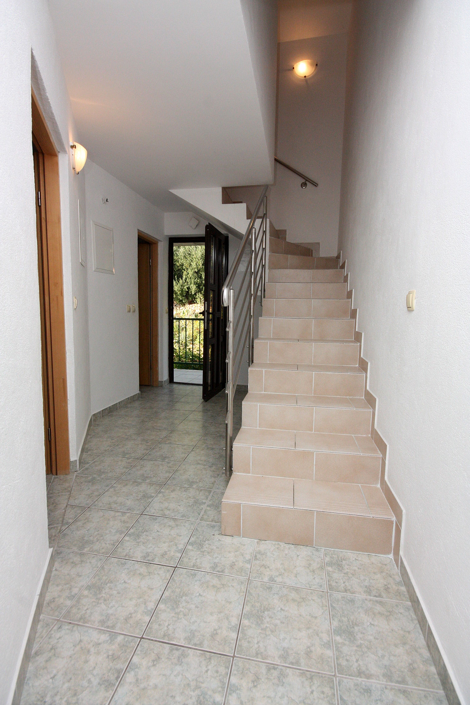 Two bedroom apartment with terrace and sea view Pisak, Omiš  A-f
