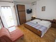 Ložnice Pisak, Ložnice v ubytování typu studio-apartment, s klimatizací a WiFi.