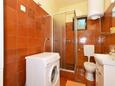 Ванная комната Slatine, Ванная комната в размещении типа apartment, WiFi.