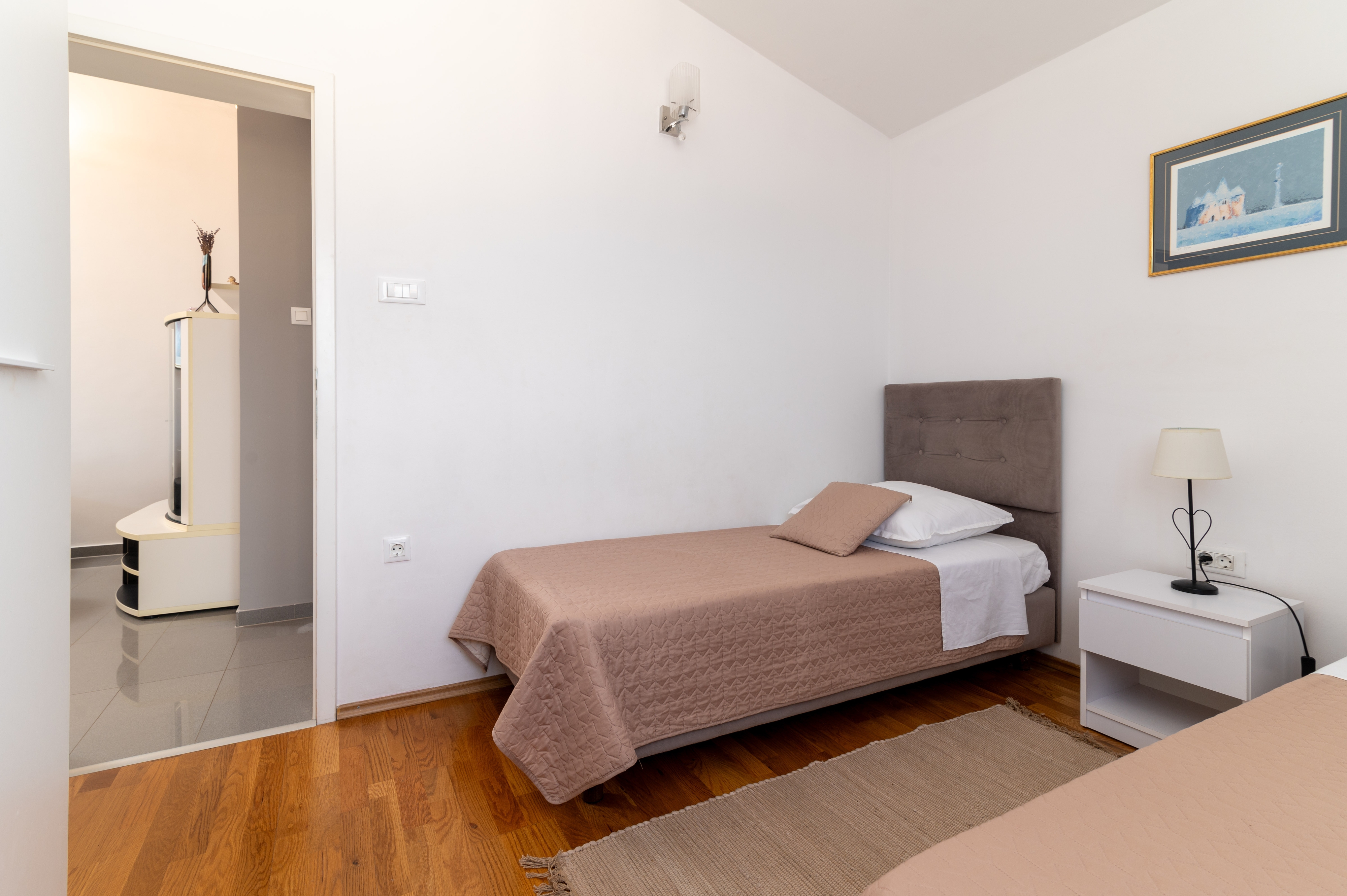 Two bedroom apartment with terrace and sea view Slatine, Čiovo  A-c