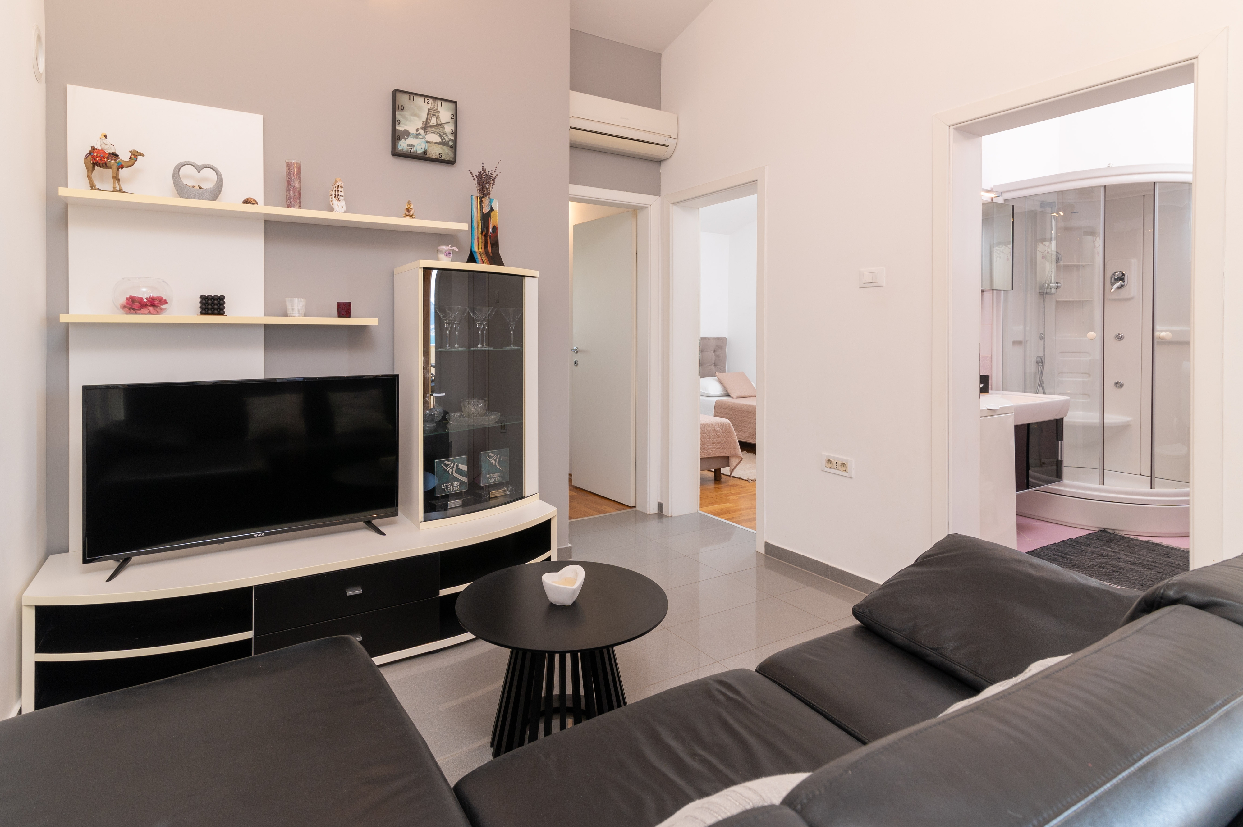 Two bedroom apartment with terrace and sea view Slatine, Čiovo (A-5158-c) Two bedroom apartment with terrace and sea view Slatine, Čiovo (A-5158-c)