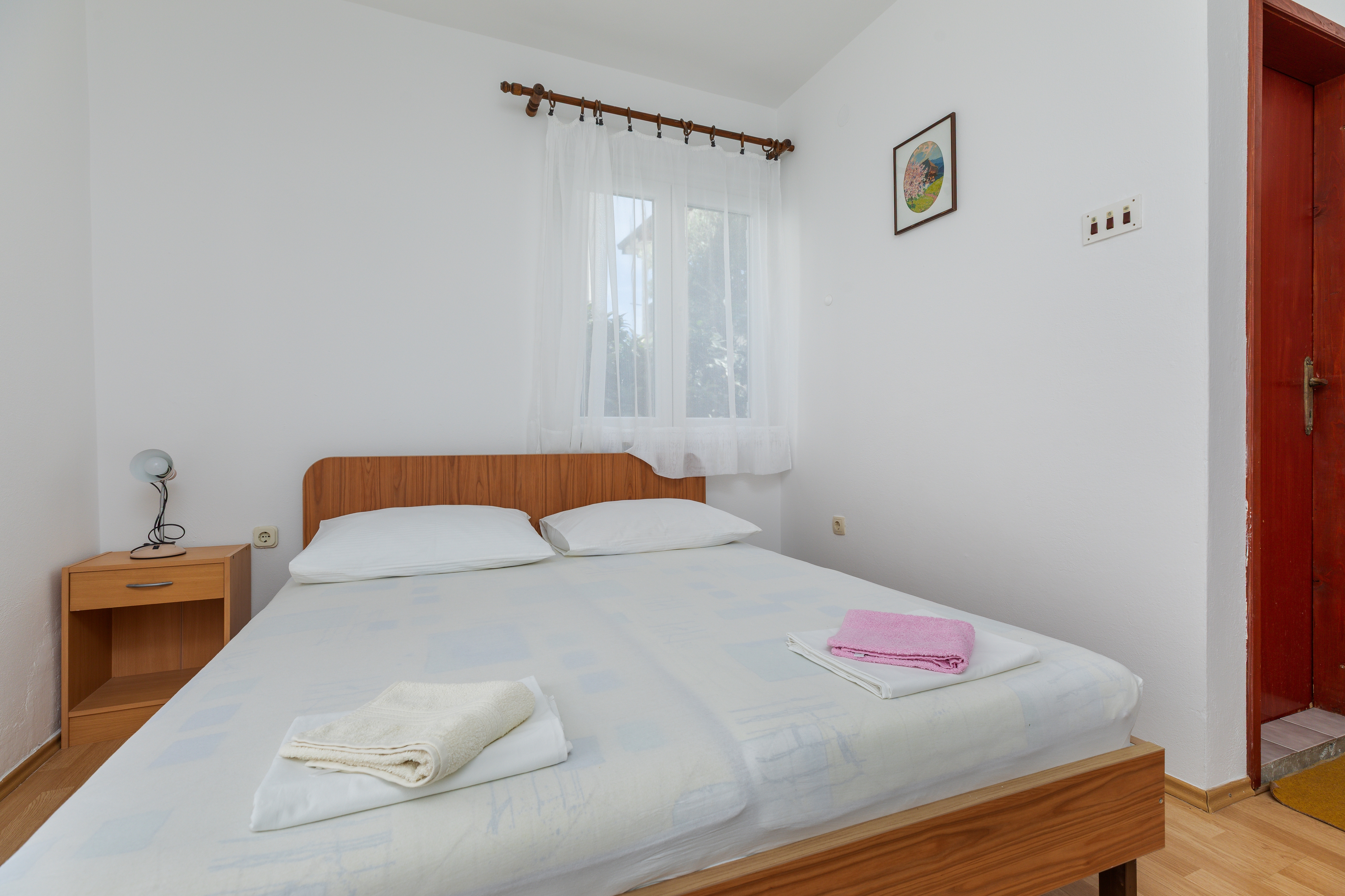 Comfortable and spacious apartment with terrace Podaca, Makarska  A-a