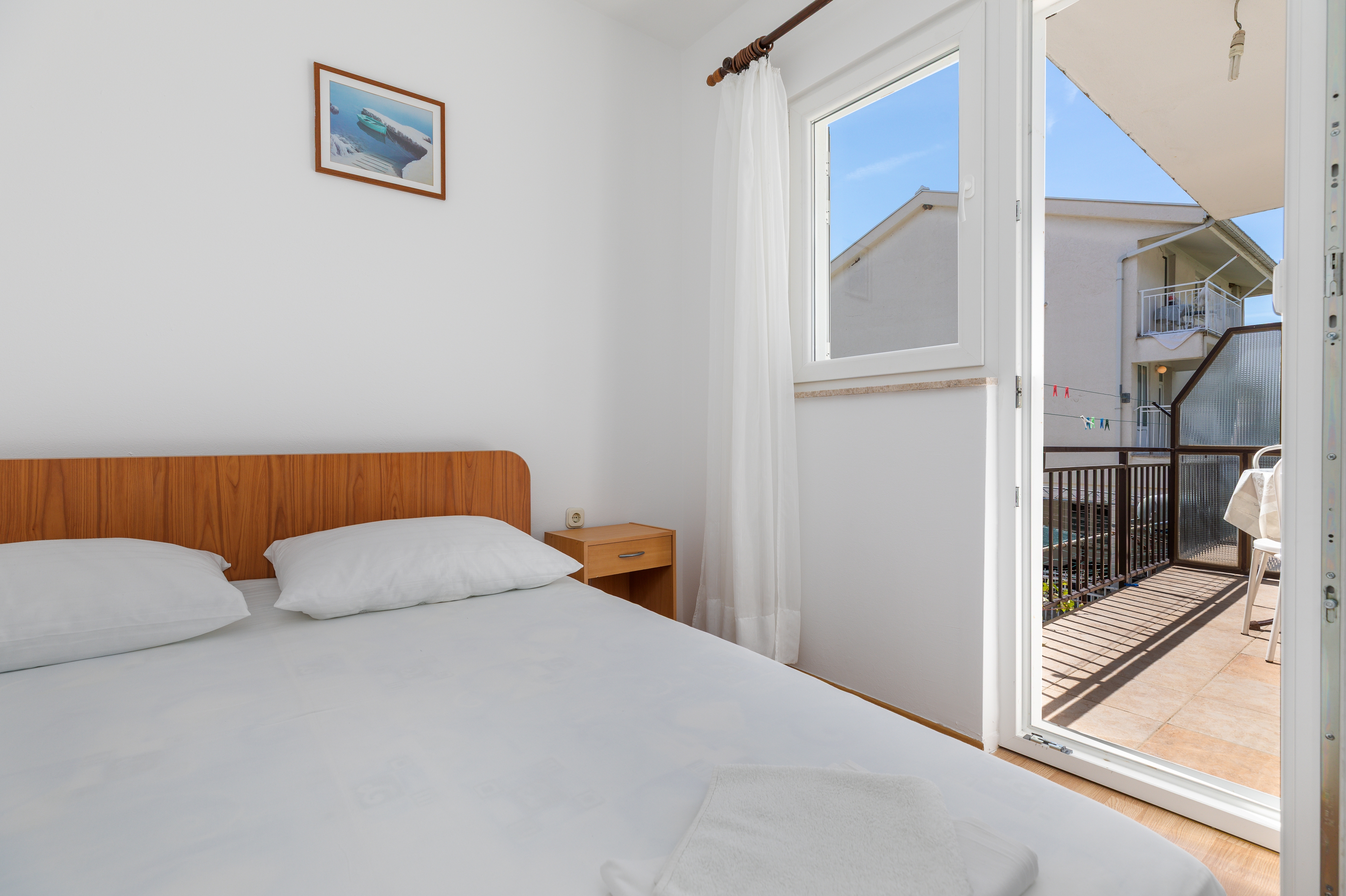 Comfortable and spacious apartment with terrace Podaca, Makarska  A-a