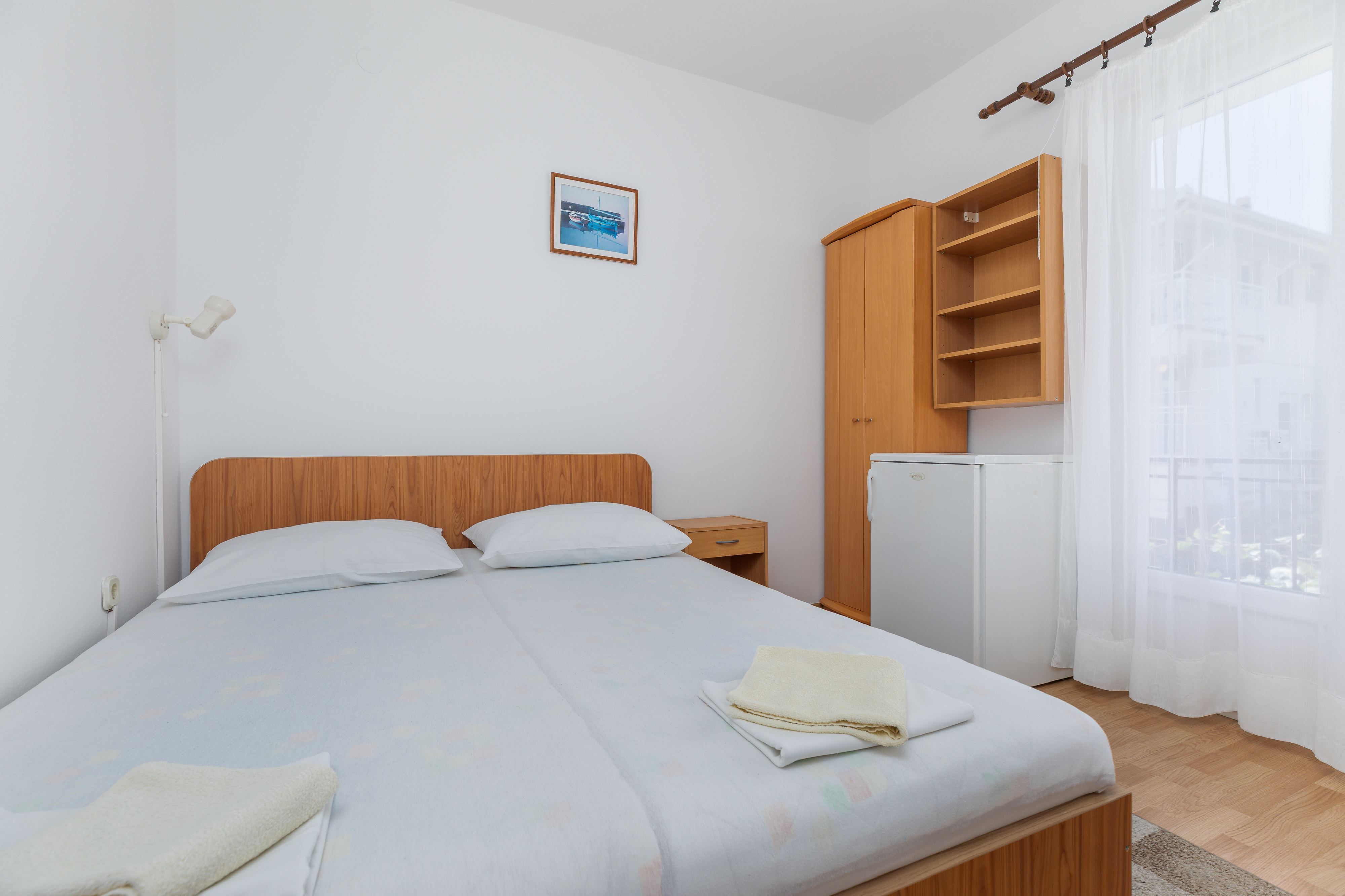 Comfortable and spacious apartment with terrace Podaca, Makarska  A-a