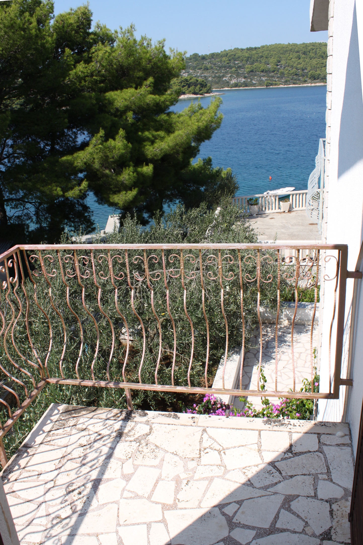 One bedroom apartment near beach Nečujam, Šolta  A-a
