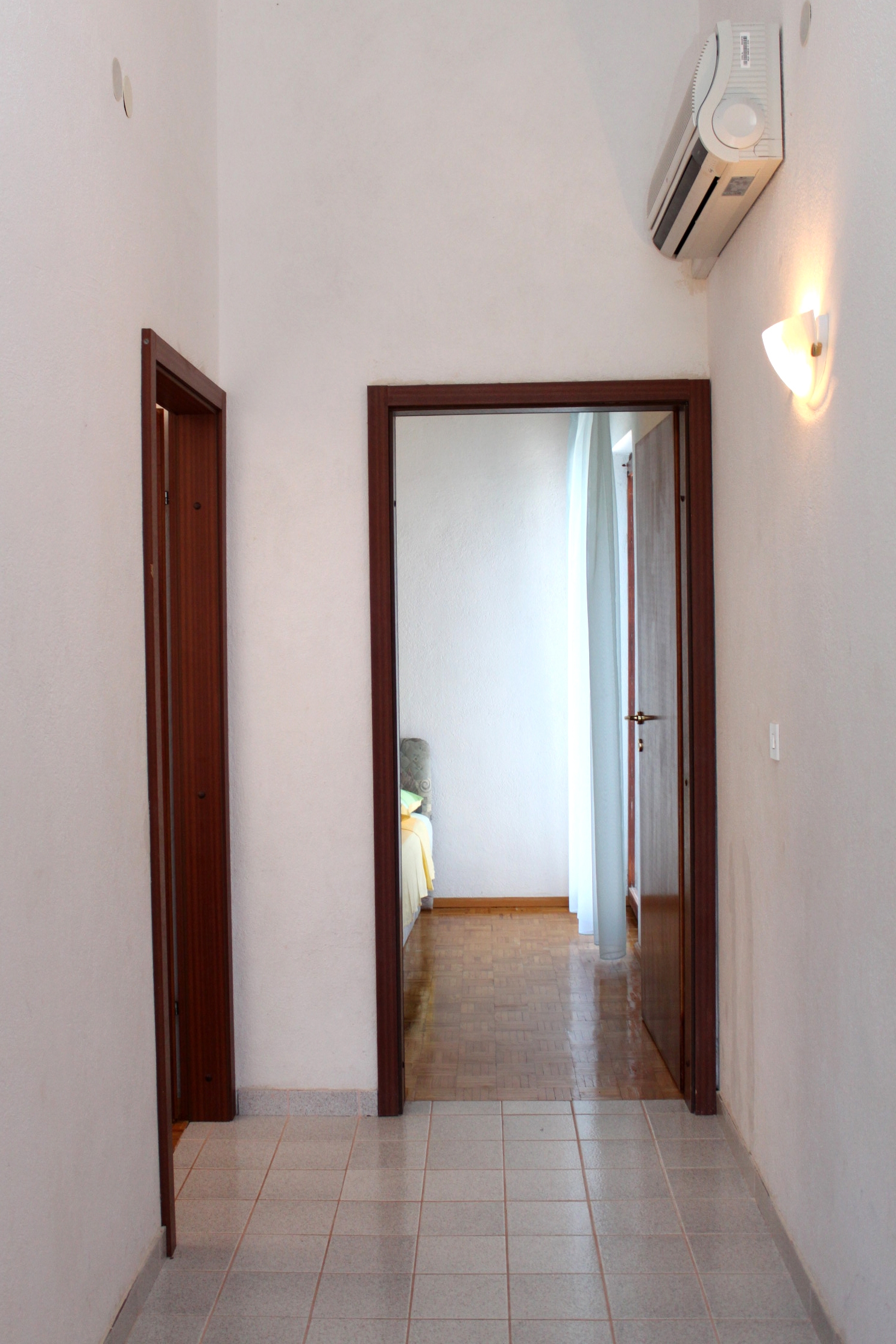 One bedroom apartment near beach Nečujam, Šolta  A-a