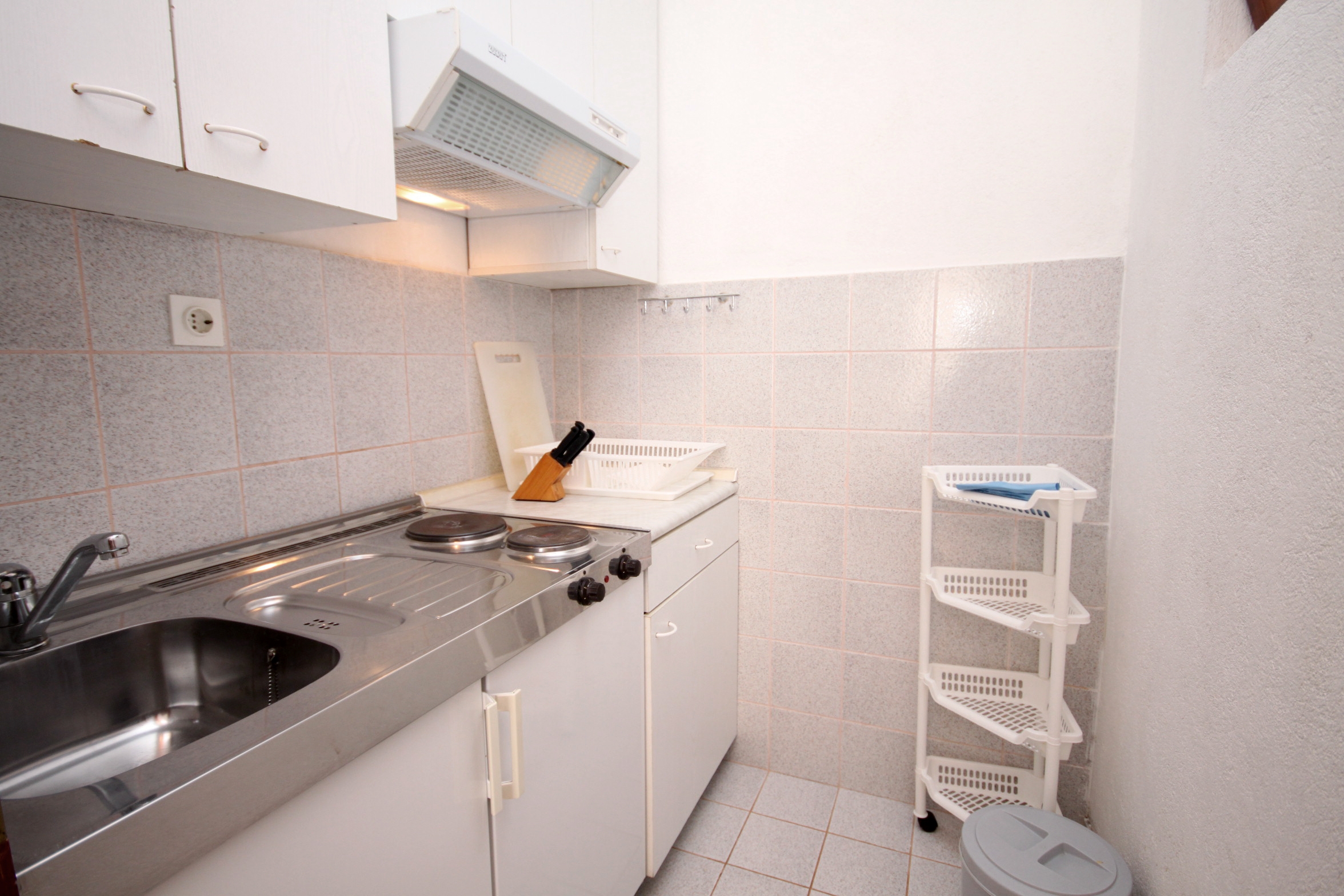 One bedroom apartment near beach Nečujam, Šolta  A-a