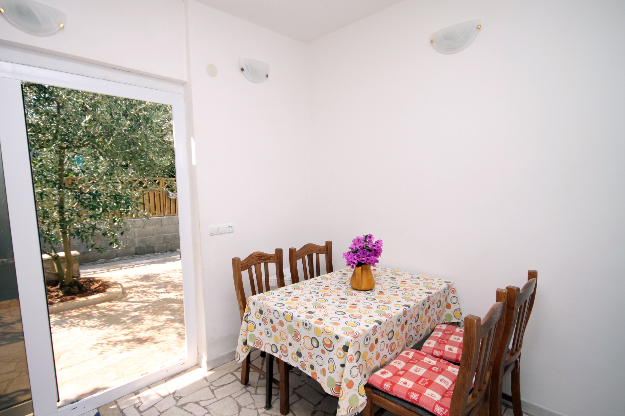 One bedroom apartment near beach Nečujam, Šolta  A-b