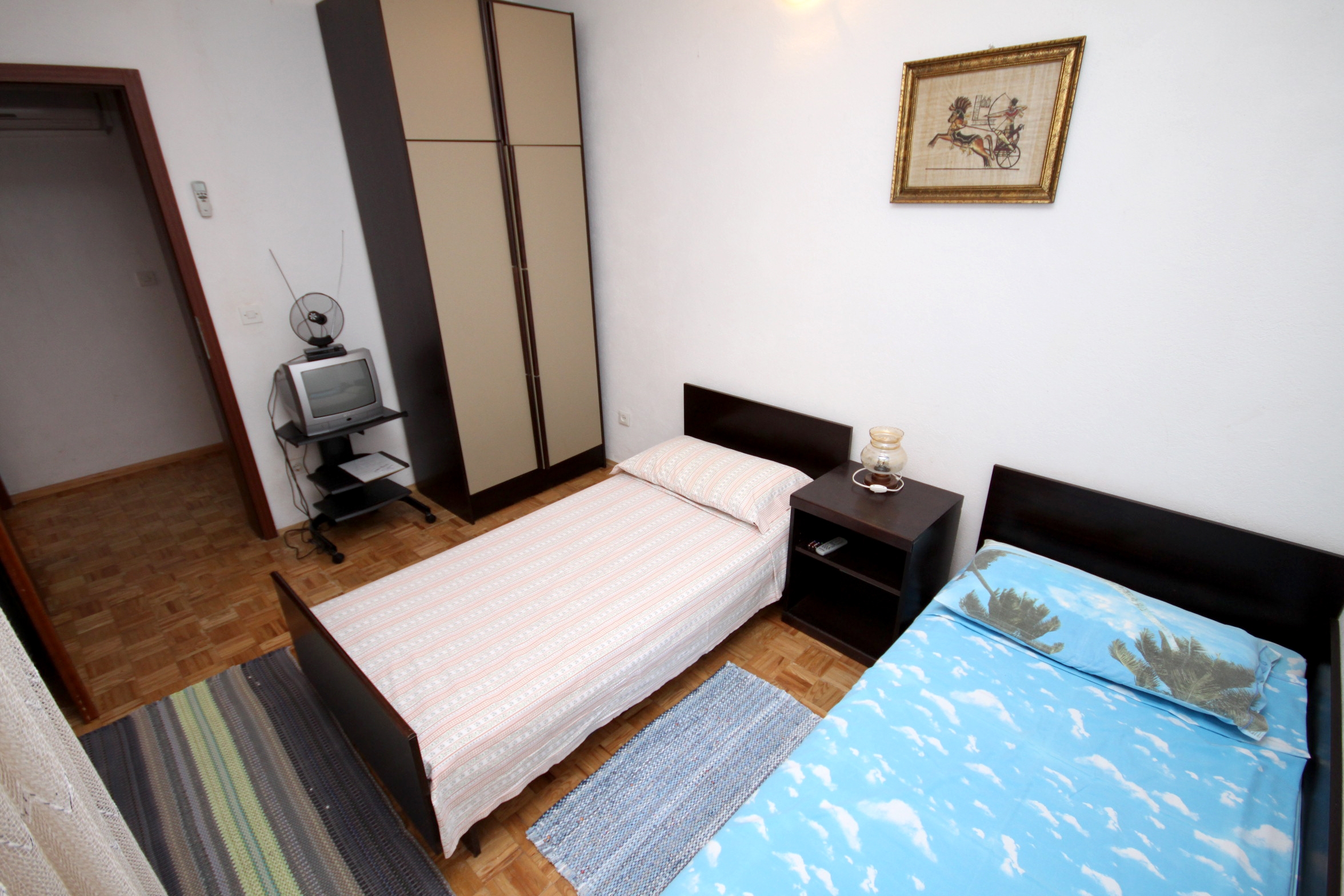 One bedroom apartment near beach Nečujam, Šolta  A-b