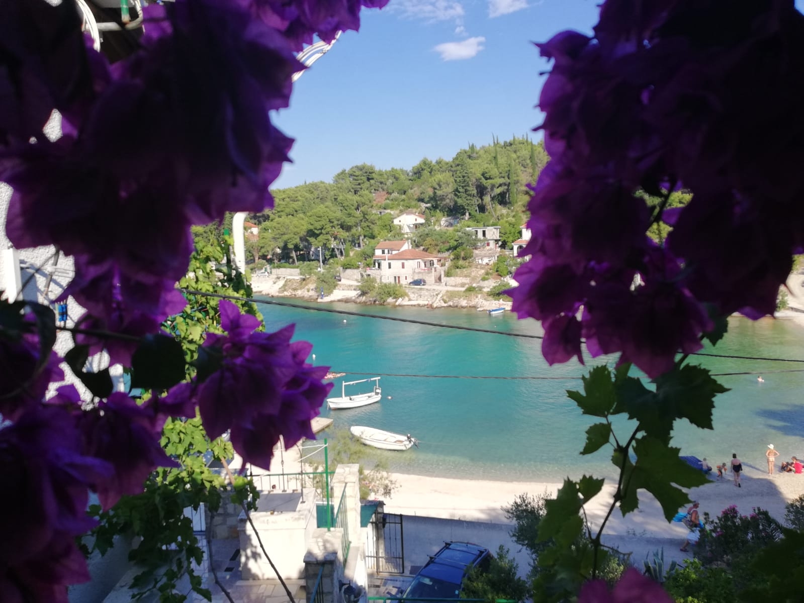 Two bedroom apartment near beach Rogač, Šolta (A-5166-c) Two bedroom apartment near beach Rogač, Šolta (A-5166-c)