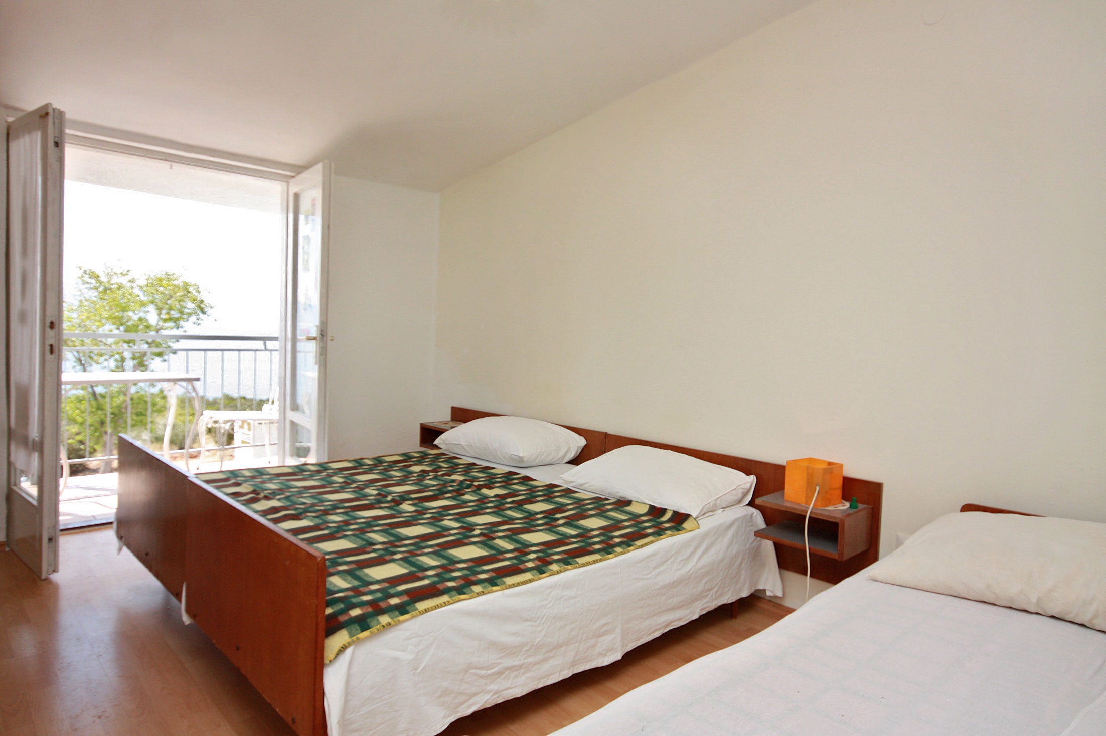 Room with balcony and sea view Podaca (Makarska) (S-517-a)