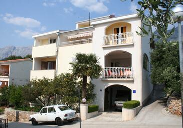 Podgora, Makarska, Hébergement 518 - Appartement à proximité de la mer avec une plage de galets.