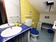 Koupelna Maslinica, Koupelna v ubytování typu studio-apartment, WiFi.