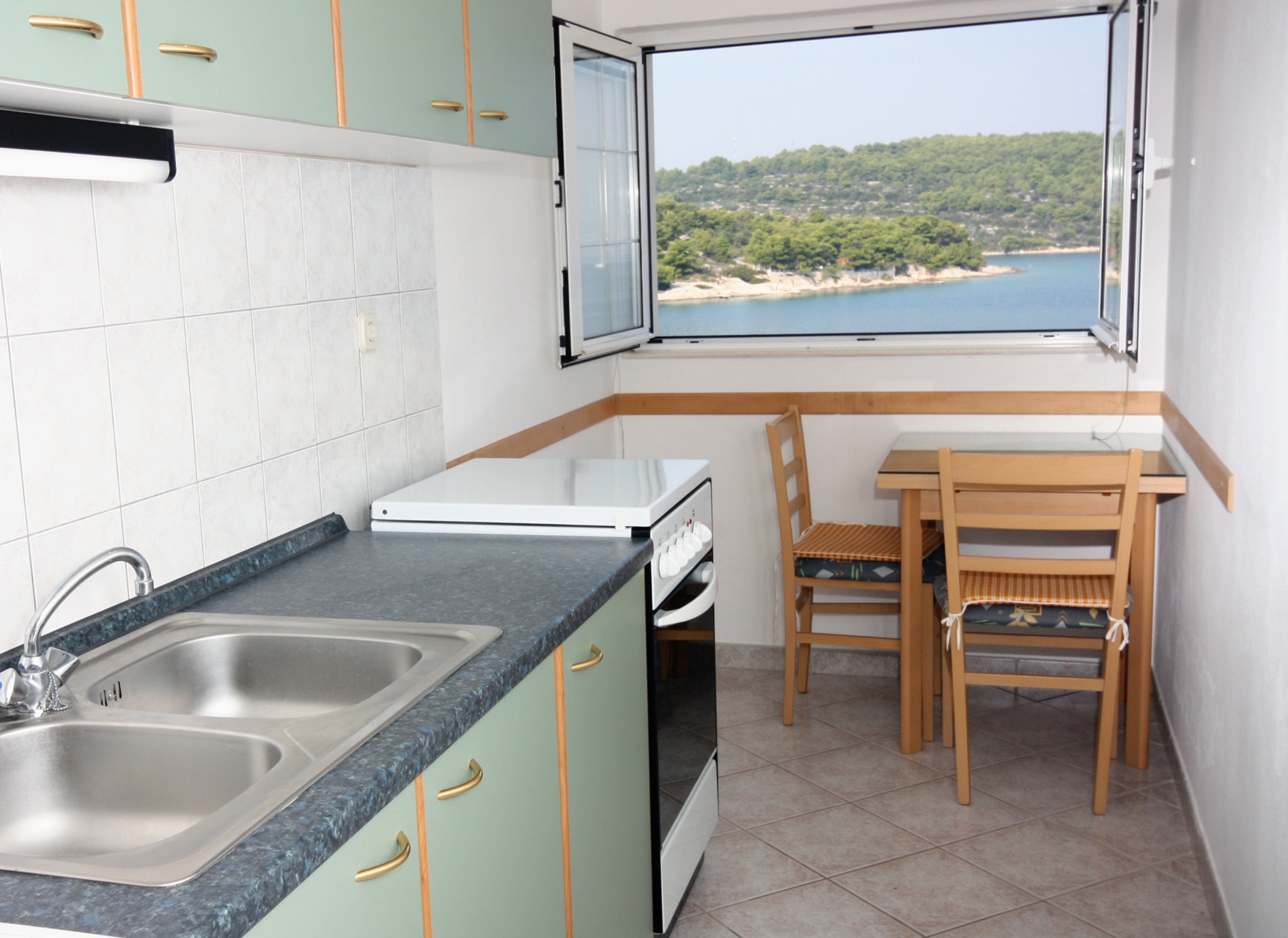 Studio flat near beach Nečujam, Šolta (AS-5182-b)