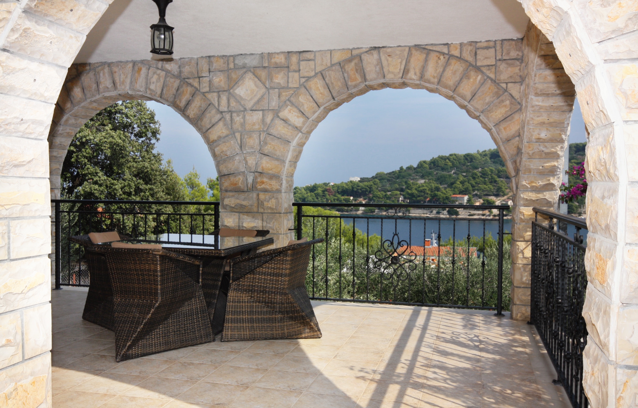 Two bedroom apartment with terrace and sea view Rogač, Šolta  A-a