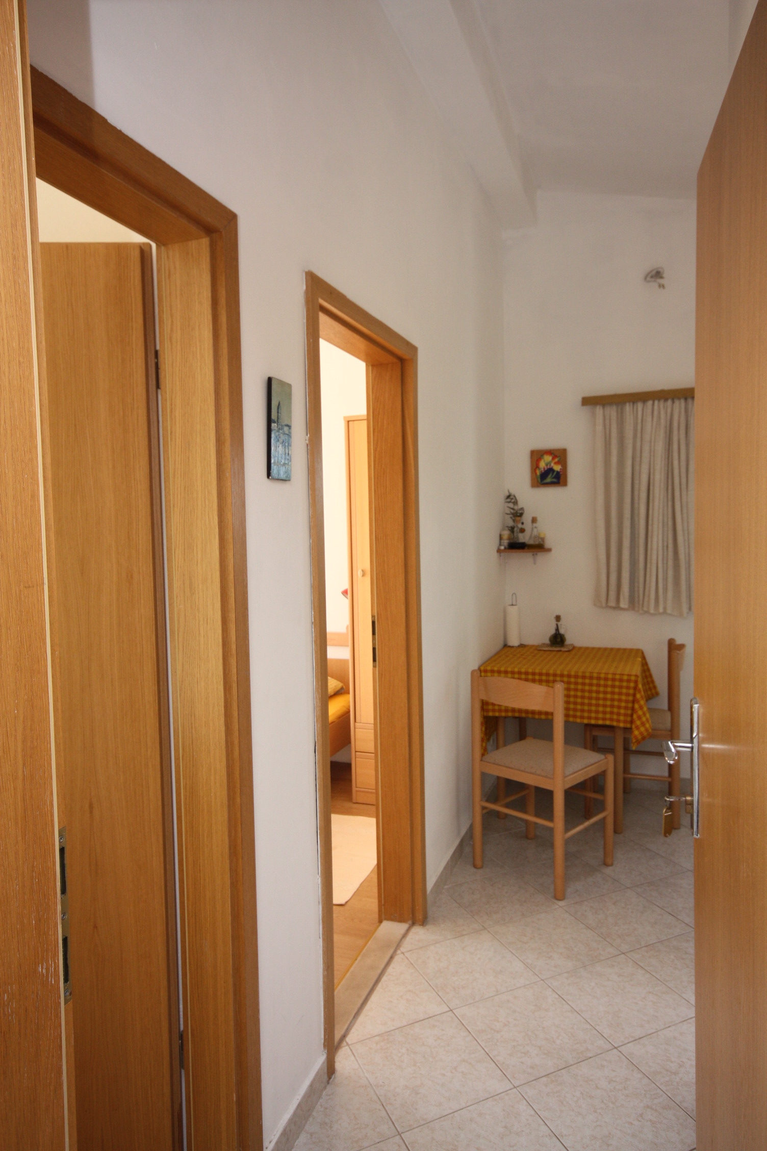 Two bedroom apartment with balcony and sea view Maslinica, Šolta  A-a