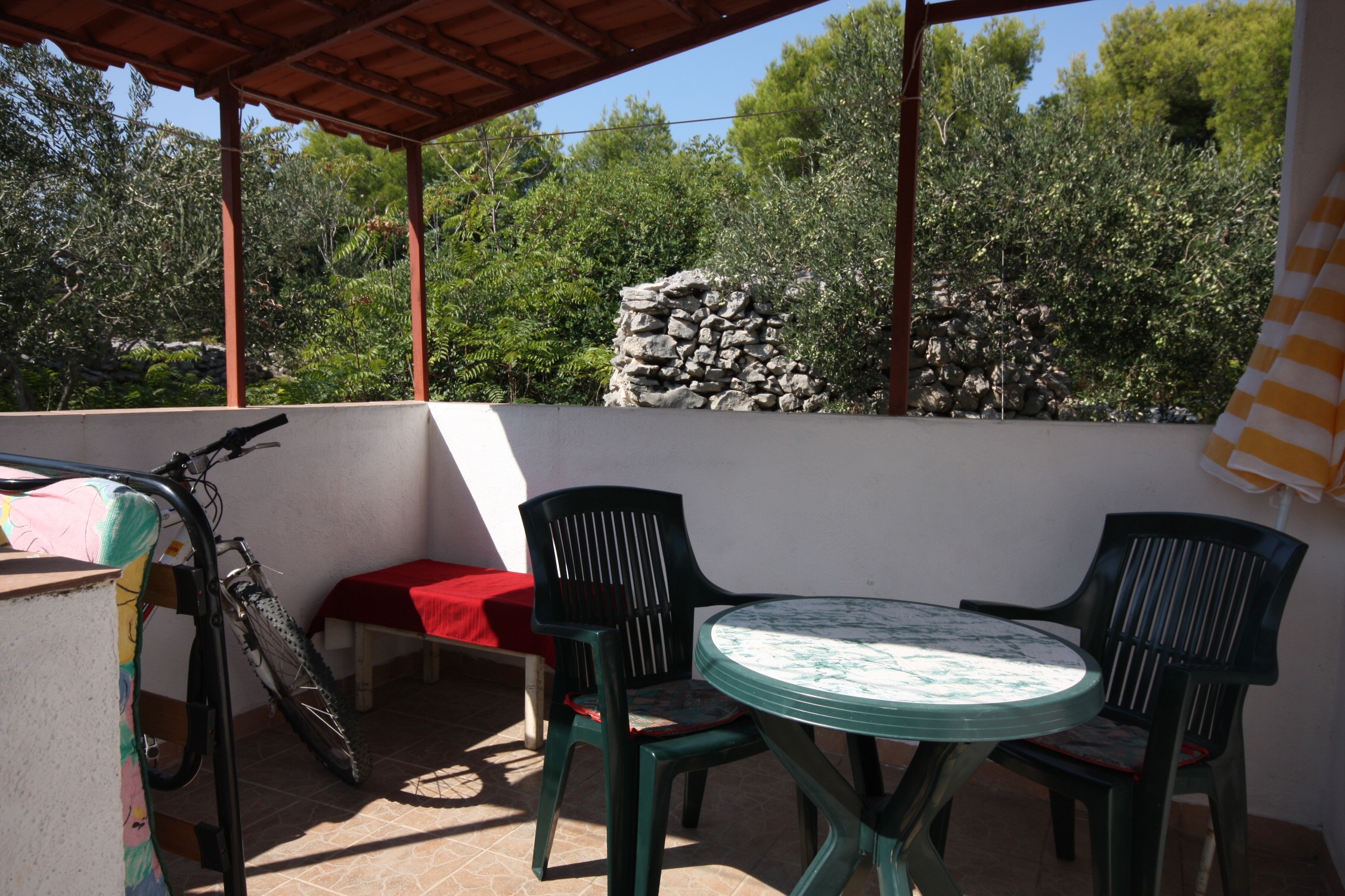 Studio flat with terrace Maslinica, Šolta  AS-a