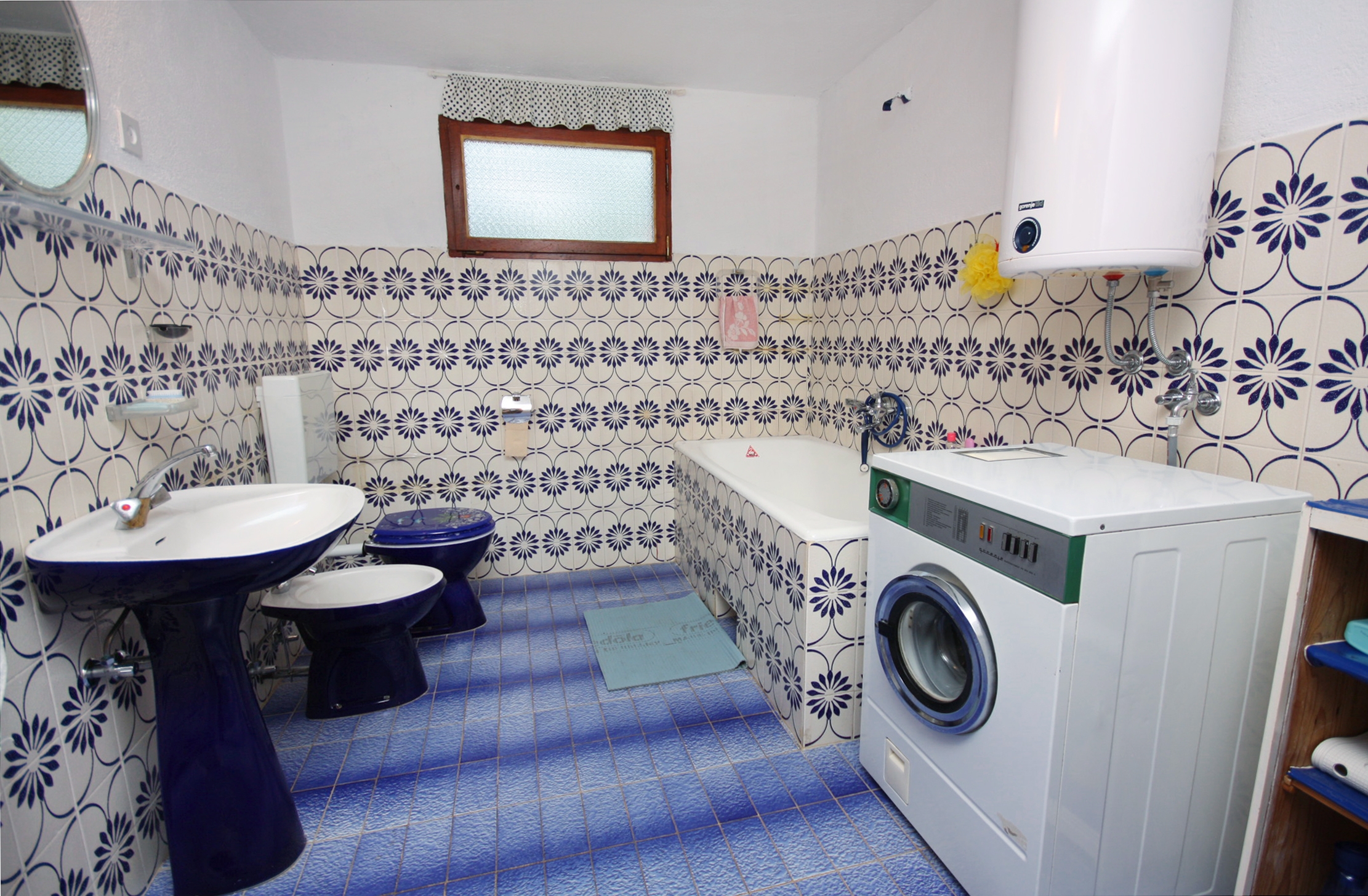 Three bedroom apartment near beach Nečujam, Šolta  A-a