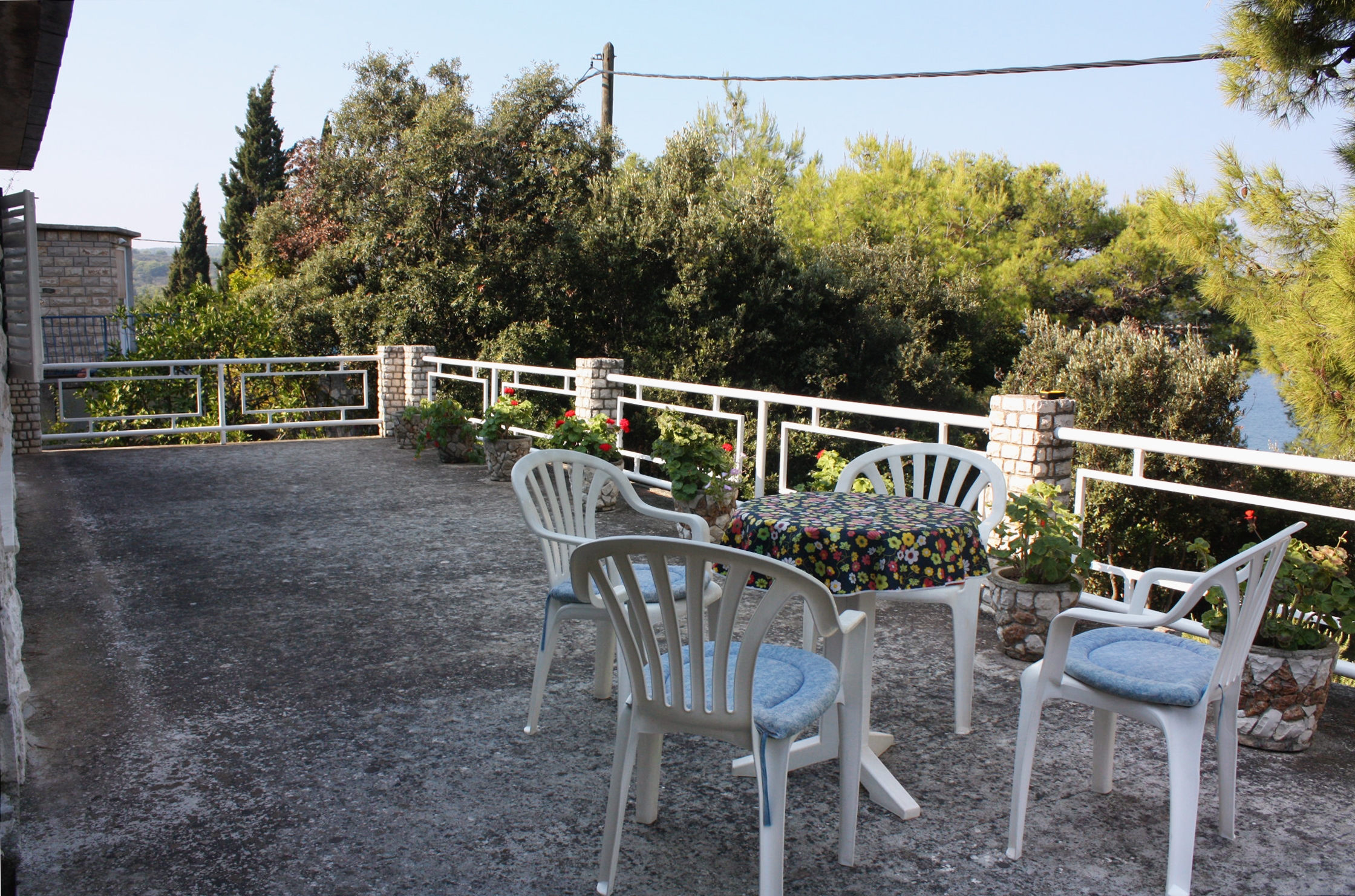 Three bedroom apartment near beach Nečujam, Šolta  A-a