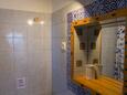 Stomorska, Bathroom in the studio-apartment, WiFi.