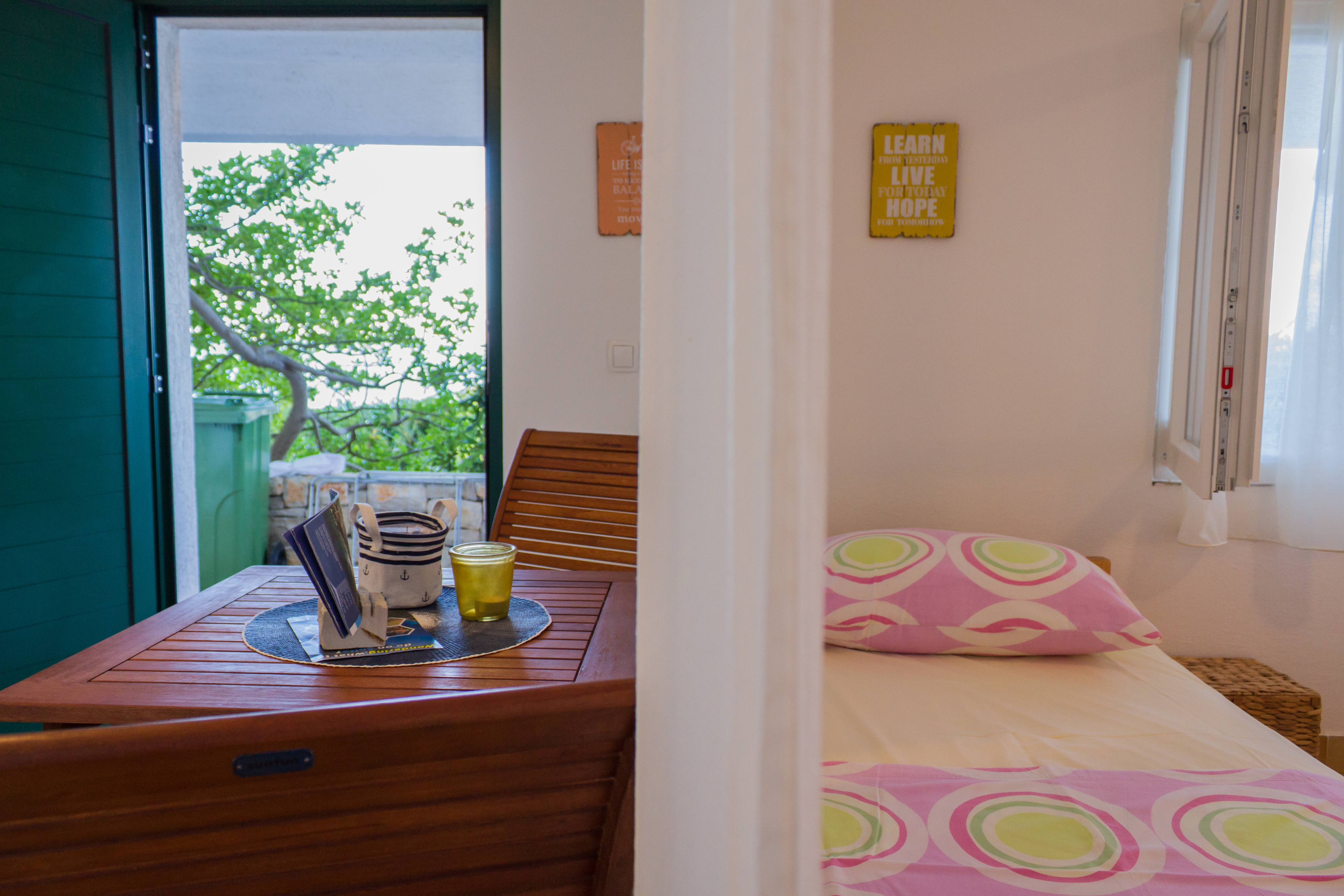 Studio flat near beach Stomorska, Šolta  AS-a