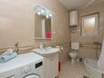Koupelna 1 Gradac, Koupelna 1 v ubytování typu apartment, WiFi.