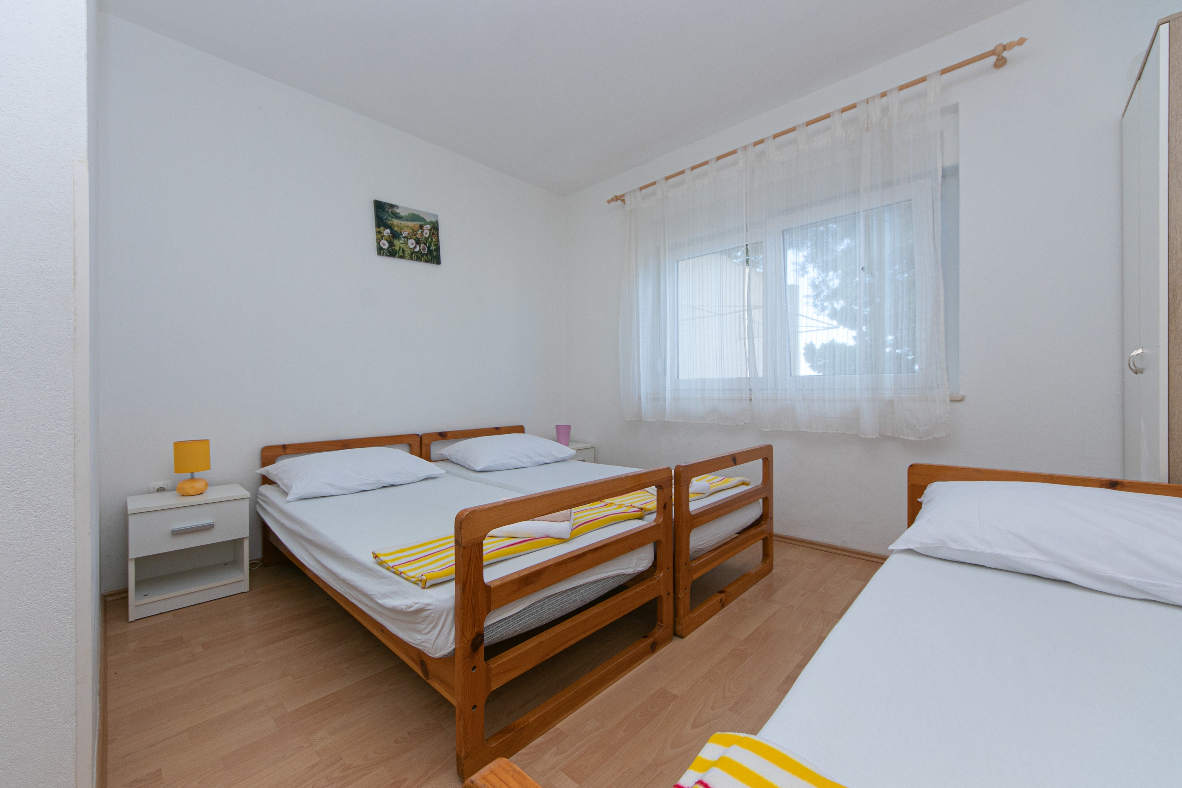 Four-bedroom apartment with terrace Gradac, Makarska  A-a