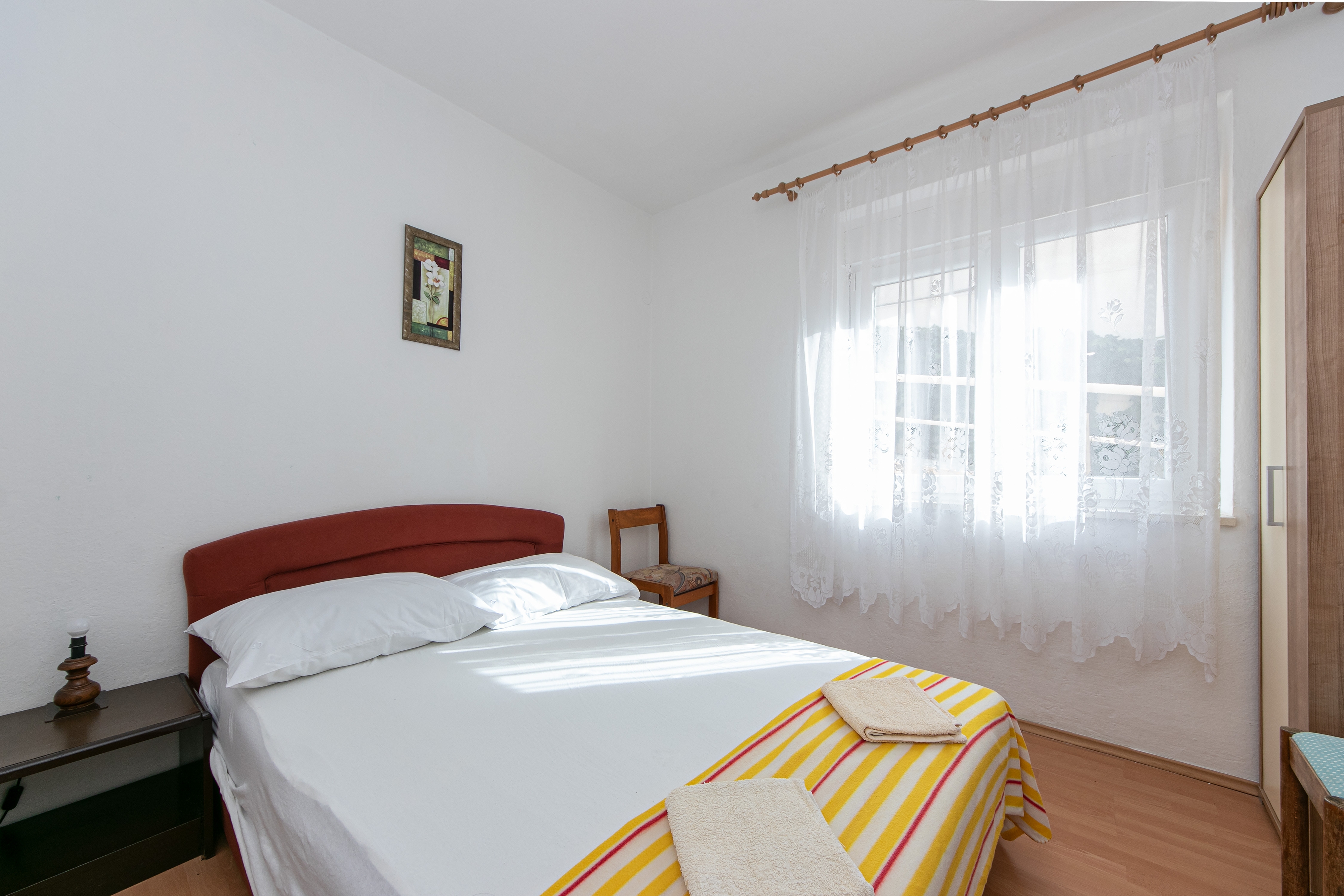 Four-bedroom apartment with terrace Gradac, Makarska  A-a