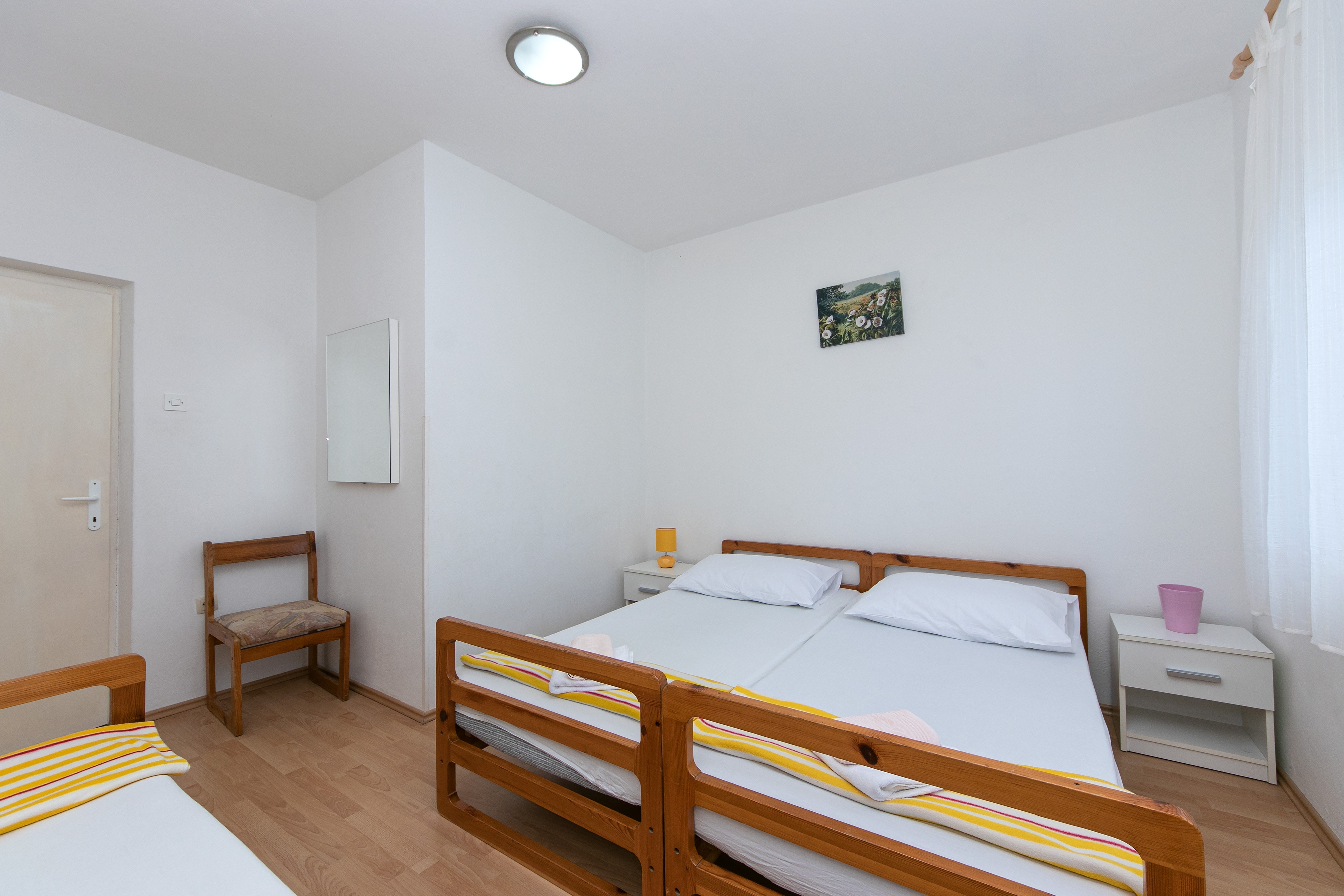 Four-bedroom apartment with terrace Gradac, Makarska  A-a