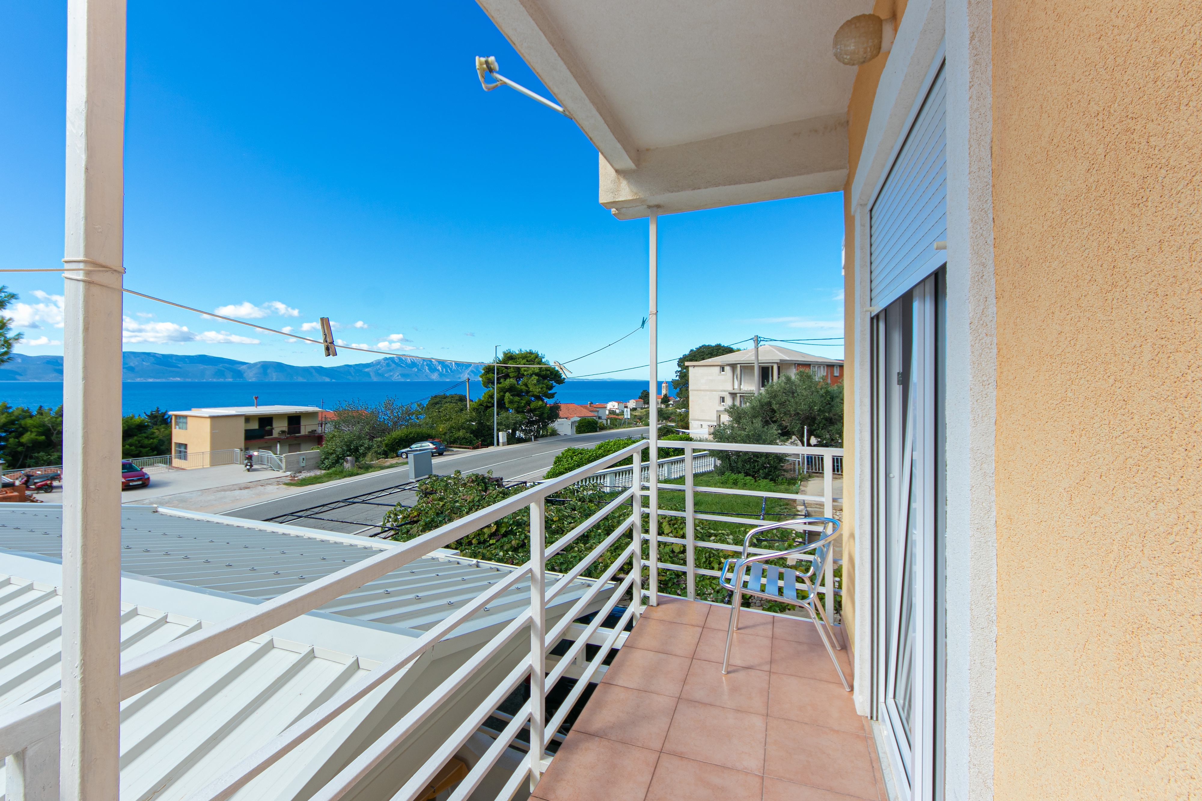 One bedroom apartment with balcony and sea view Gradac, Makarska  A-b