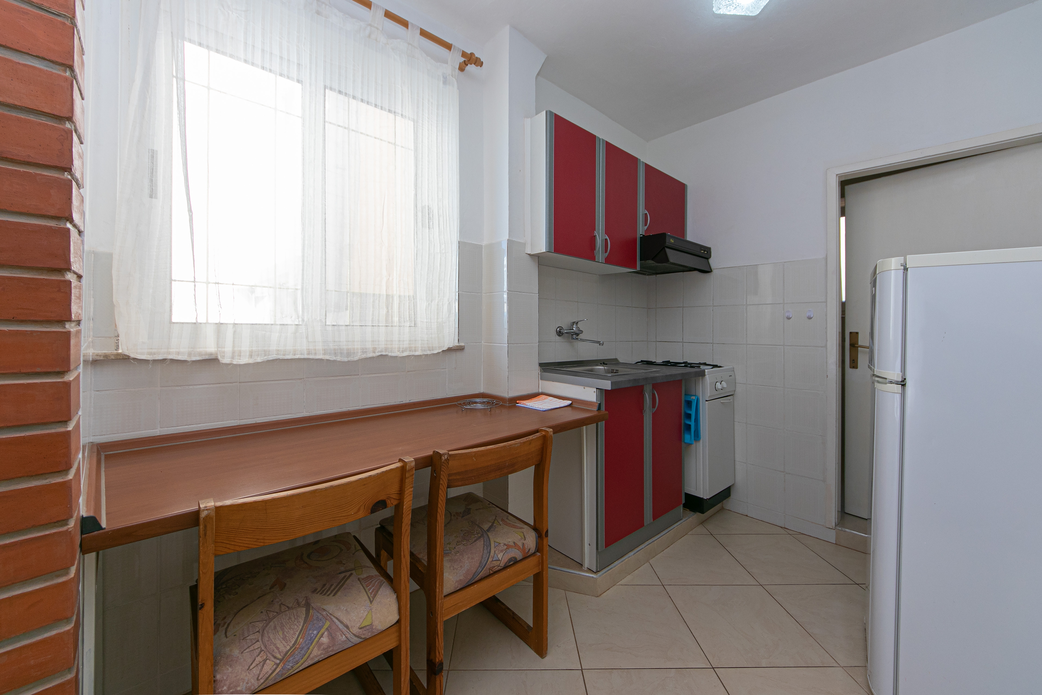 One bedroom apartment with balcony and sea view Gradac, Makarska  A-b