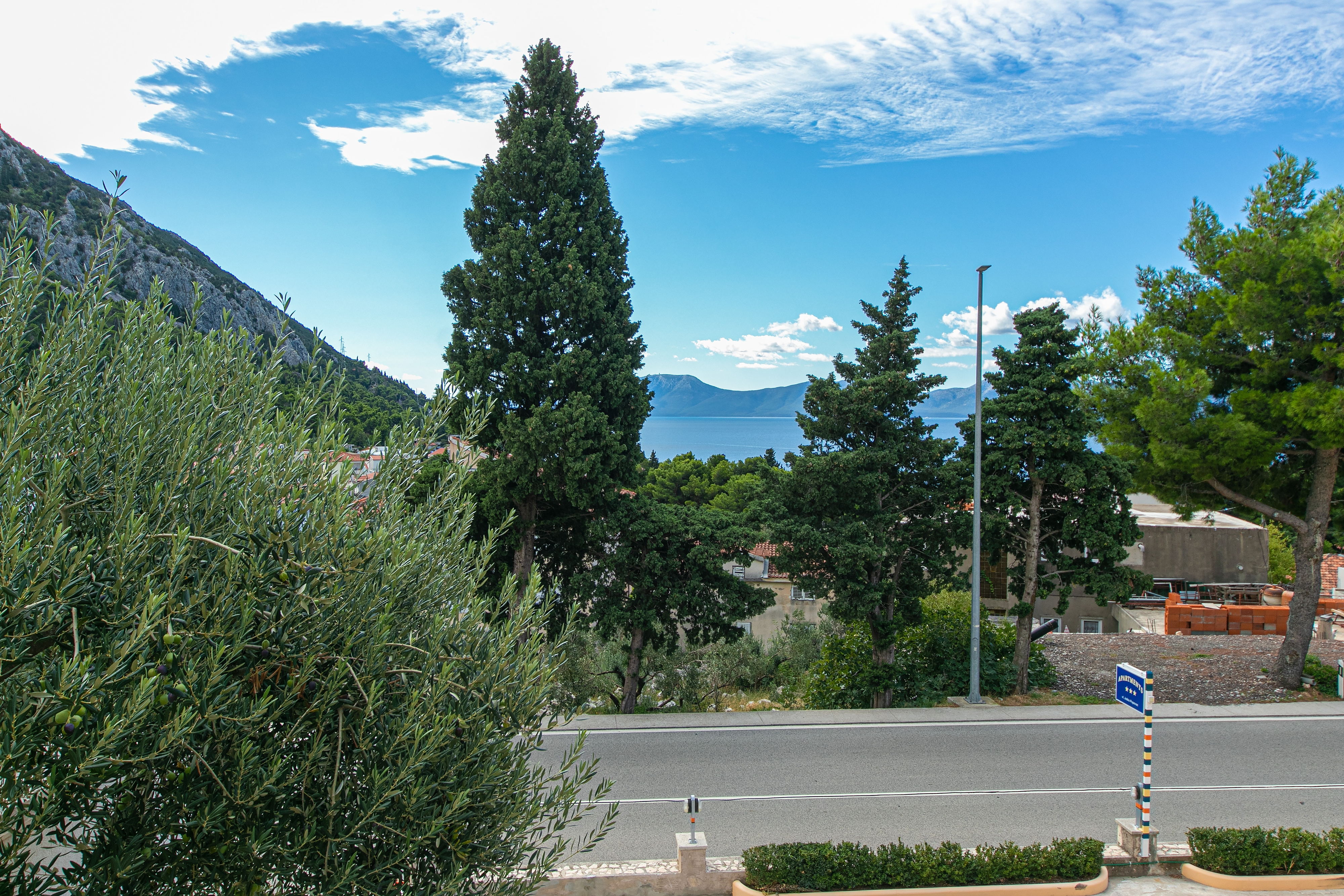 One bedroom apartment with balcony and sea view Gradac, Makarska  A-c