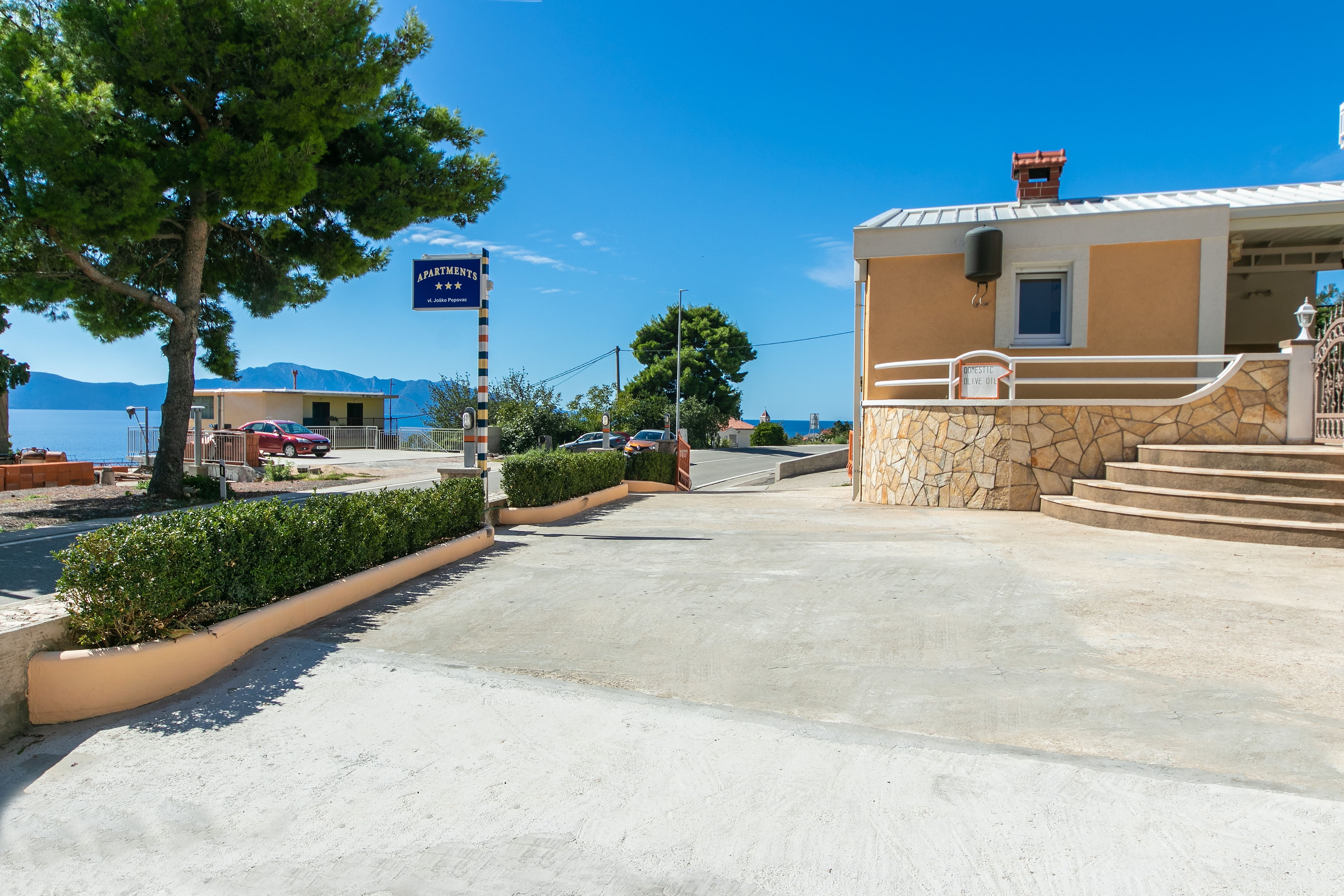 One bedroom apartment with balcony and sea view Gradac, Makarska  A-b