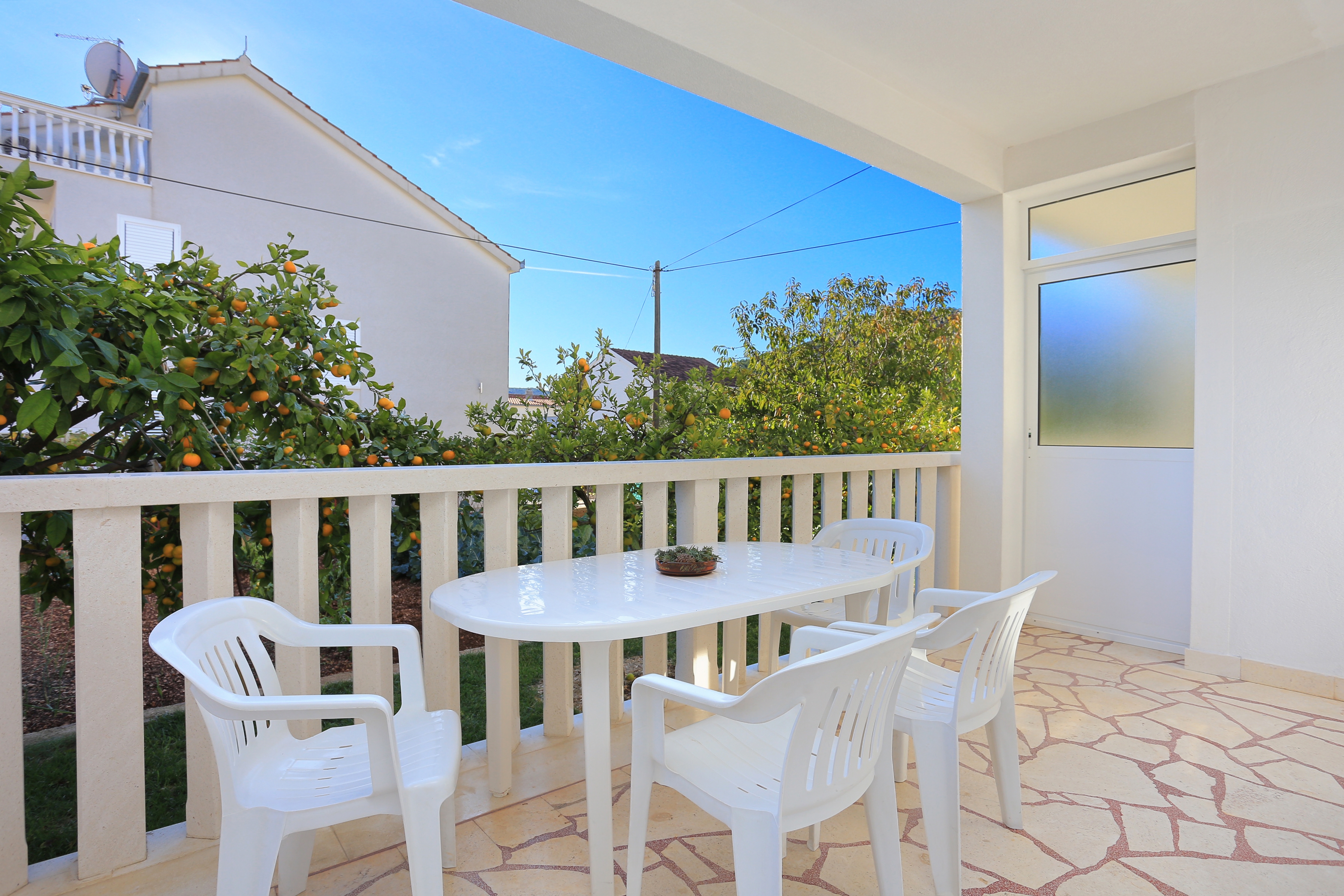 Two bedroom apartment with terrace and sea view Poljica, Trogir  A-a