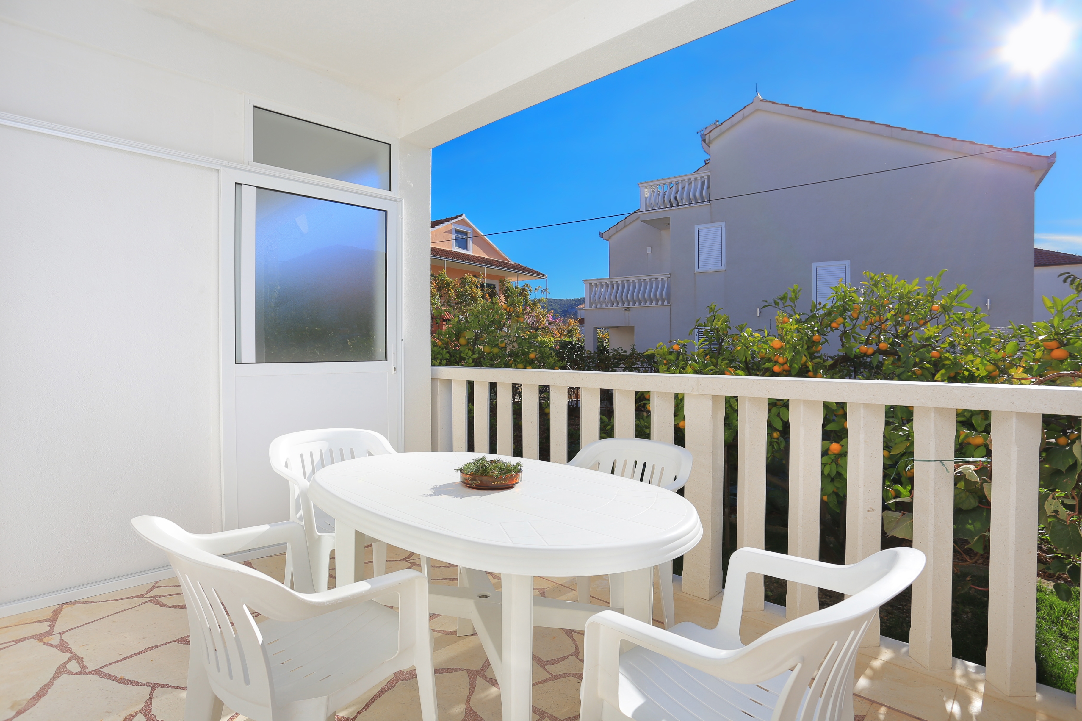 Two bedroom apartment with terrace Poljica, Trogir  A-b