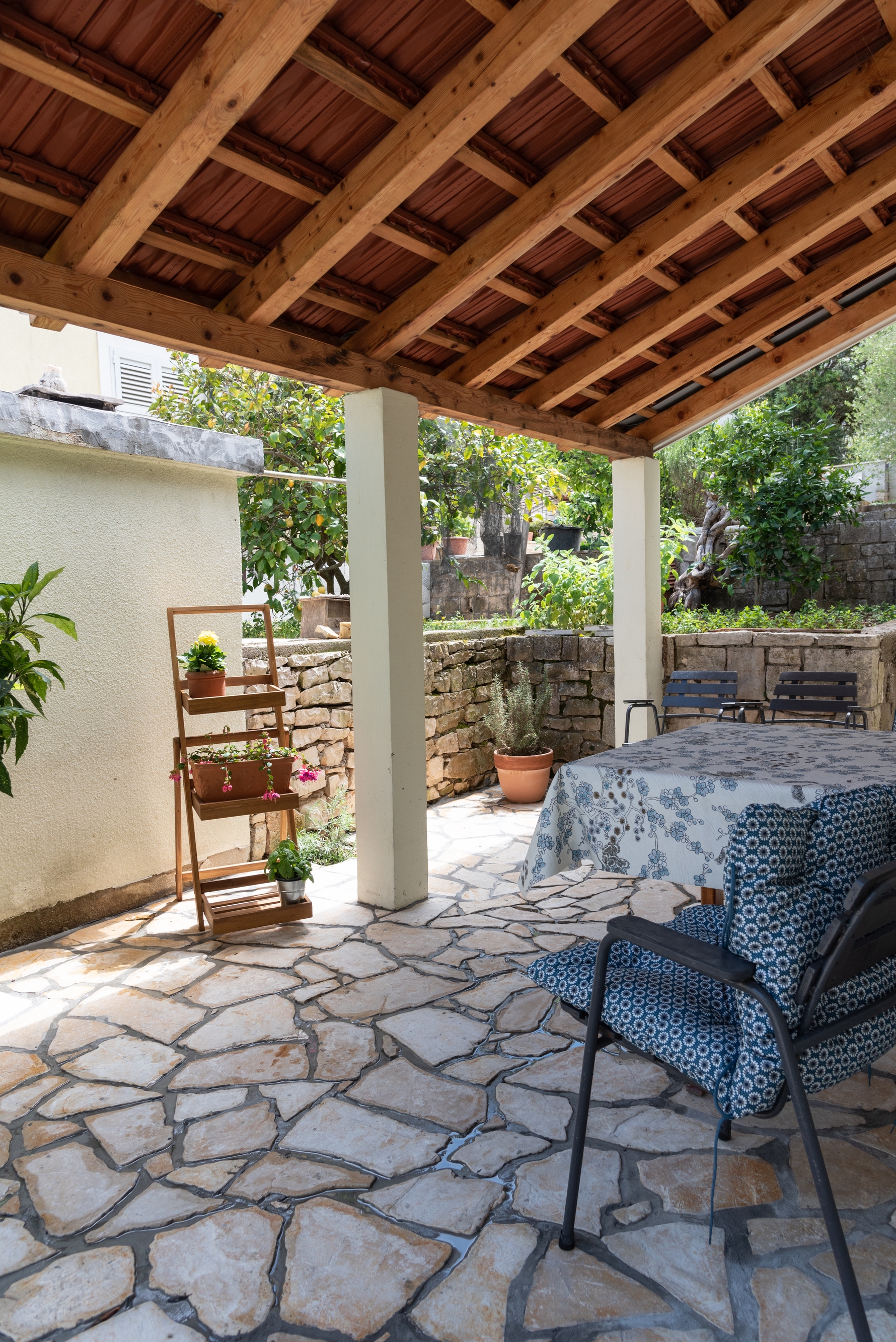 One bedroom apartment near beach Žrnovska Banja, Korčula  A-a