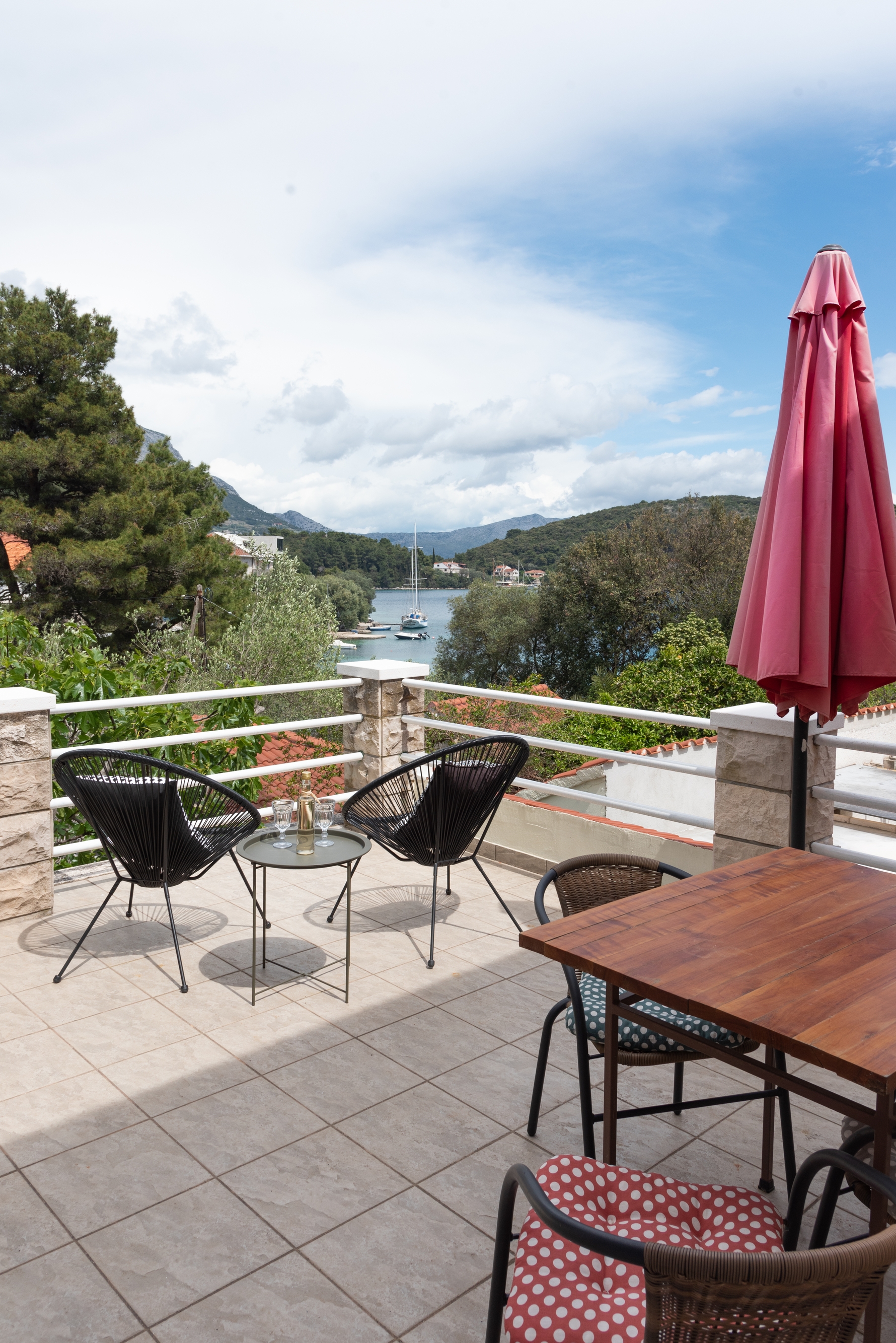 One bedroom apartment near beach Žrnovska Banja, Korčula  A-c
