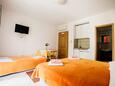 Selce, Ložnice v ubytování typu studio-apartment, s klimatizací a WiFi.
