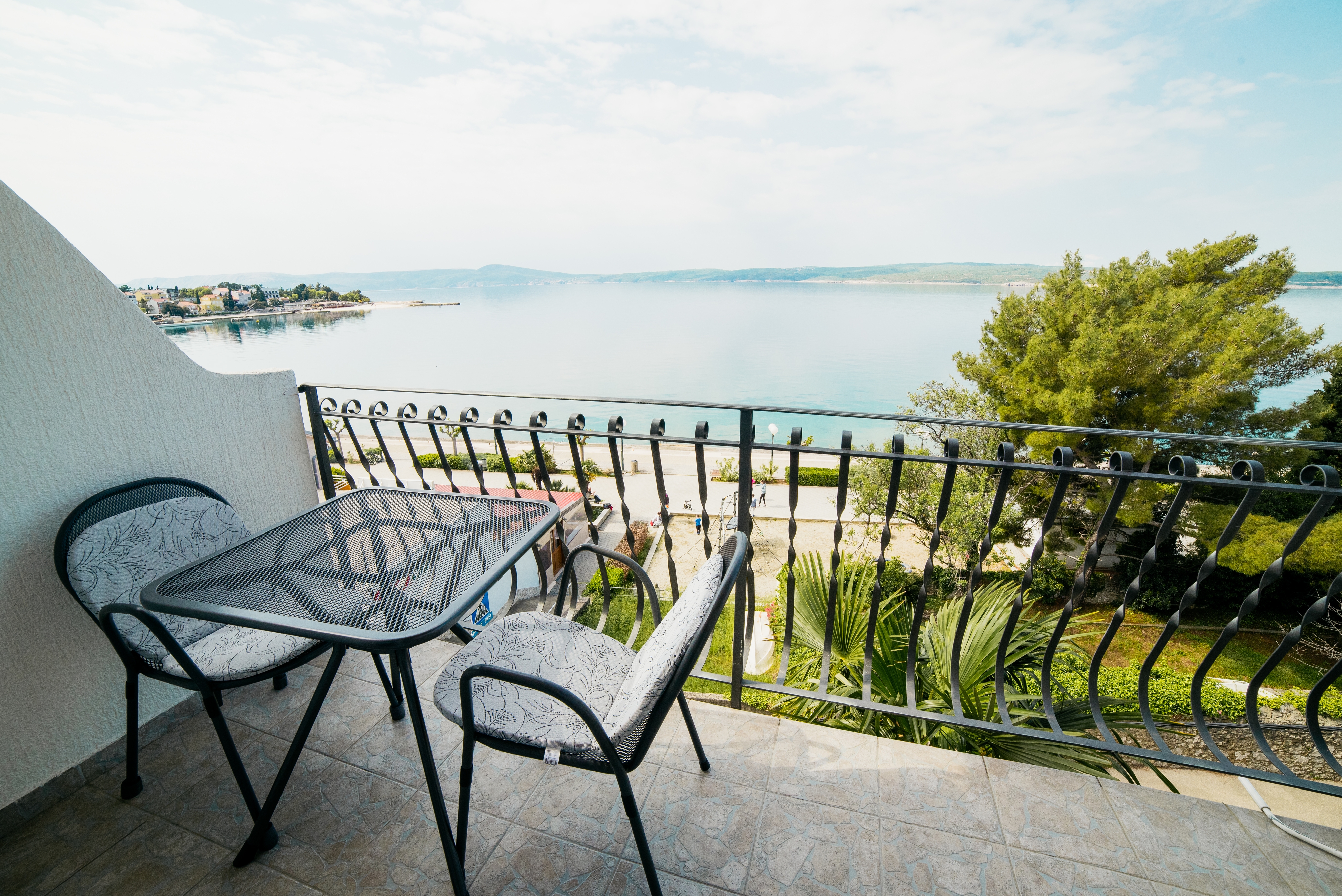 Studio flat near beach Selce, Crikvenica (AS-5206-d)