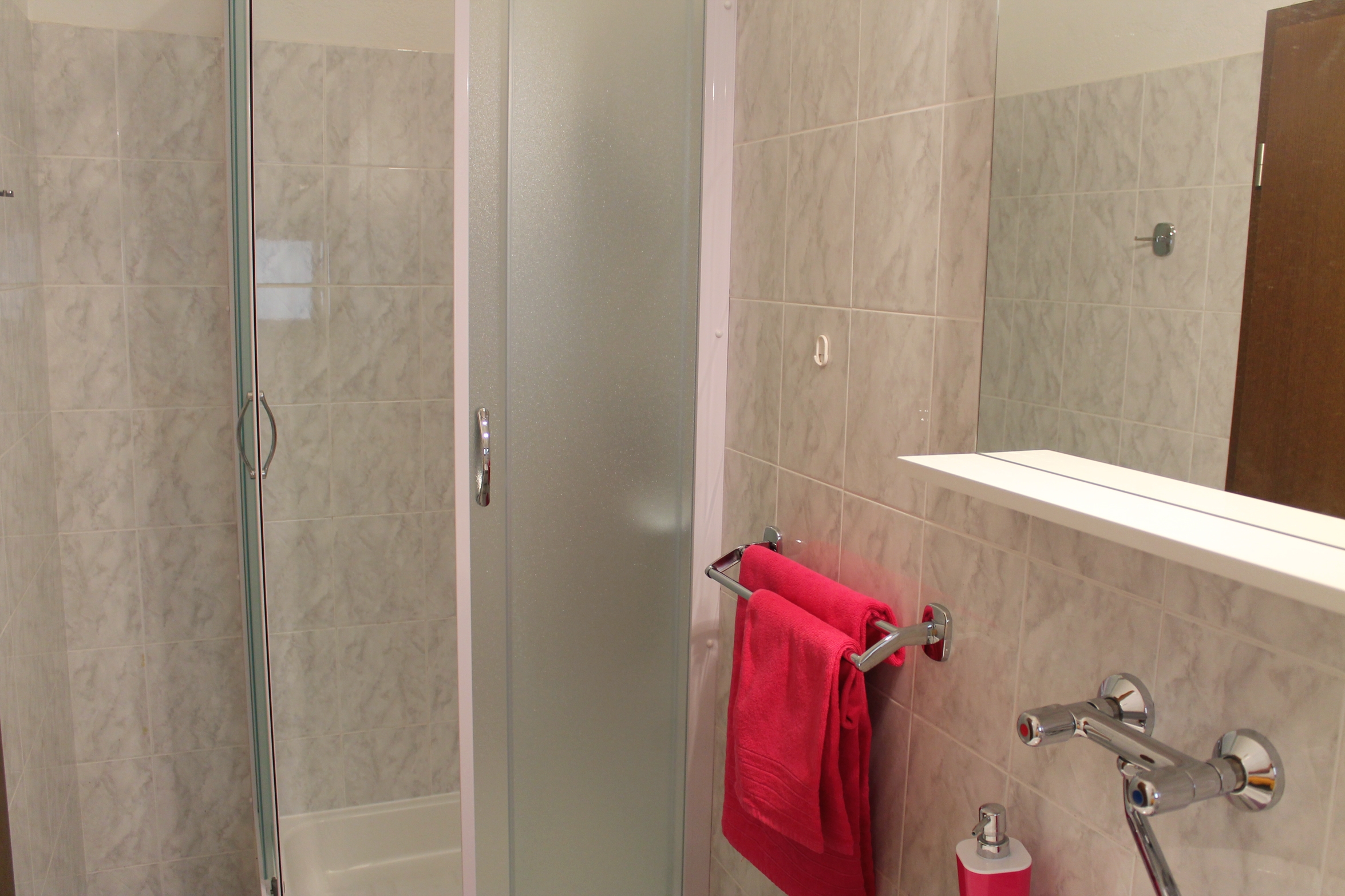 Comfortable and spacious apartment with terrace Kaštel Štafilić, Kaštela  A-a