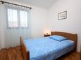 Spavaća soba 5 Kaštel Štafilić, Spavaća soba 5 u smještaju tipa apartment, WiFi.