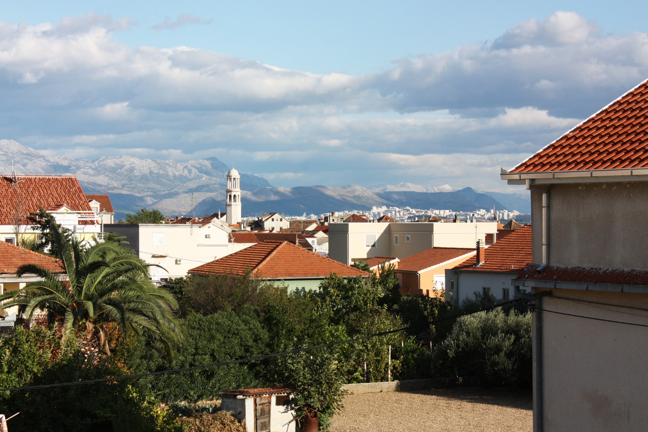 Comfortable and spacious apartment with terrace Kaštel Štafilić, Kaštela  A-a
